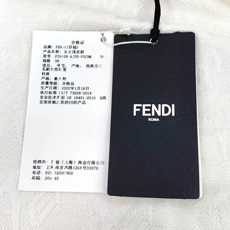 Fendi Fendi White Logo Long Sleeve Dress Size US S / EU 44-46 / 1 - 6 Thumbnail