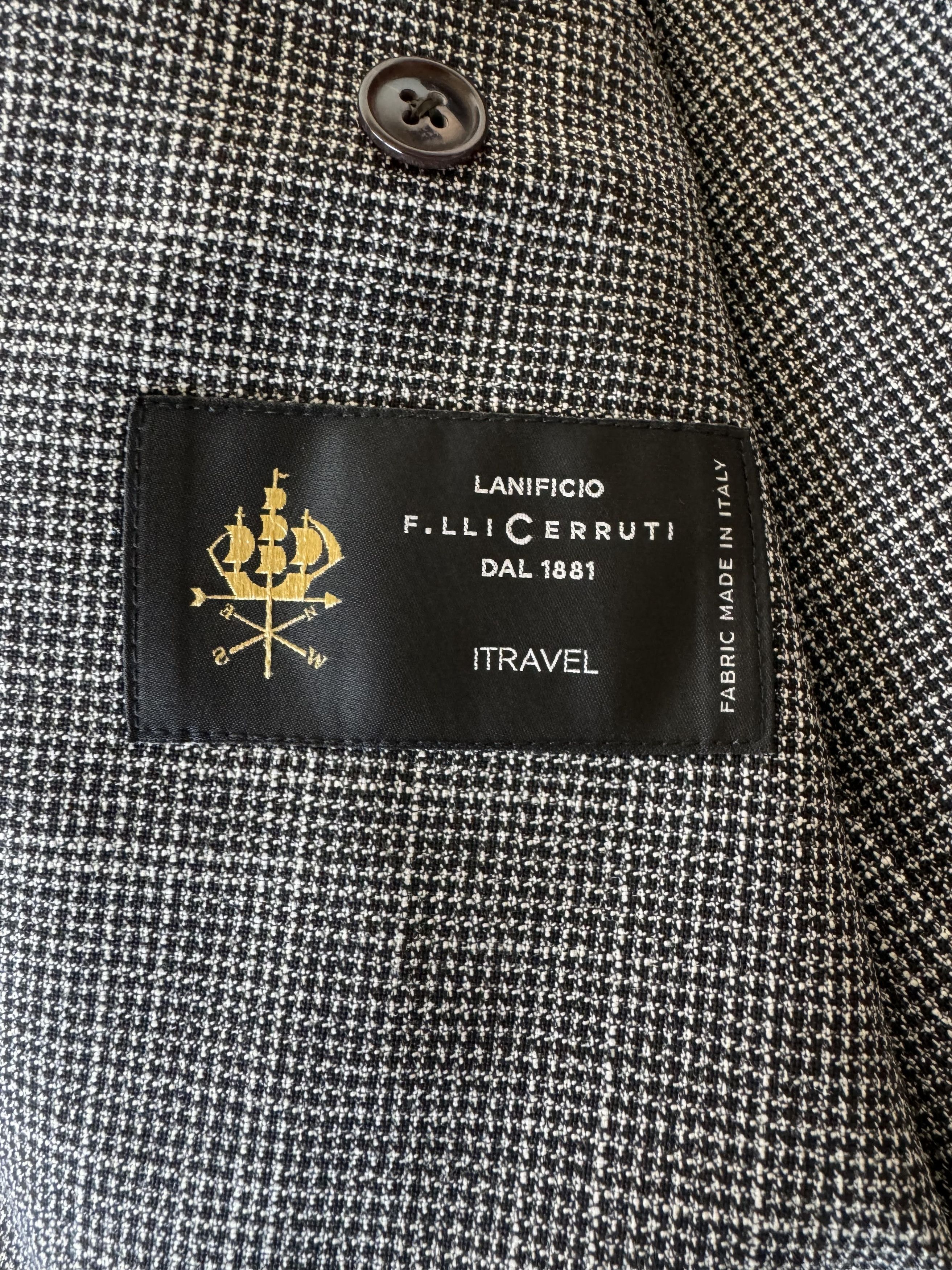 Suitsupply Tailored Suit Size 42R - 7 Thumbnail