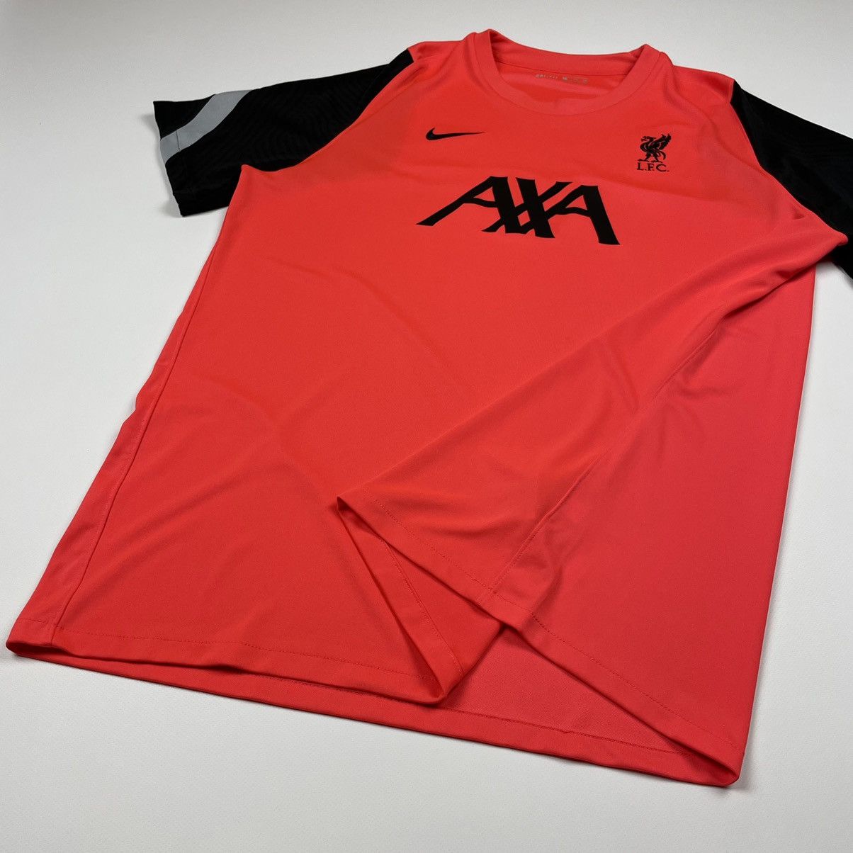Nike Nike Liverpool FC 2020 AXA Training Soccer Jersey Size US XXL / EU 58 / 5 - 5 Thumbnail