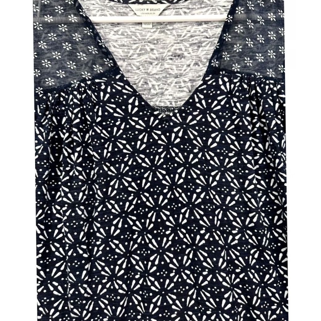Lucky Brand Lucky Brand Shirt Womens Large Blue Floral Knit Ruffles Blouse Sleeveless Ladies Size L / US 10 / IT 46 - 7 Thumbnail