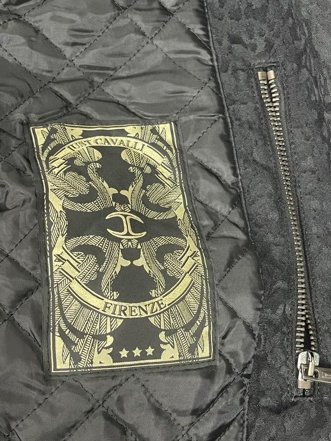 Just Cavalli AW2018 Cavalli Black Leopard Nylon Bomber Jacket Size US M / EU 48-50 / 2 - 12 Thumbnail