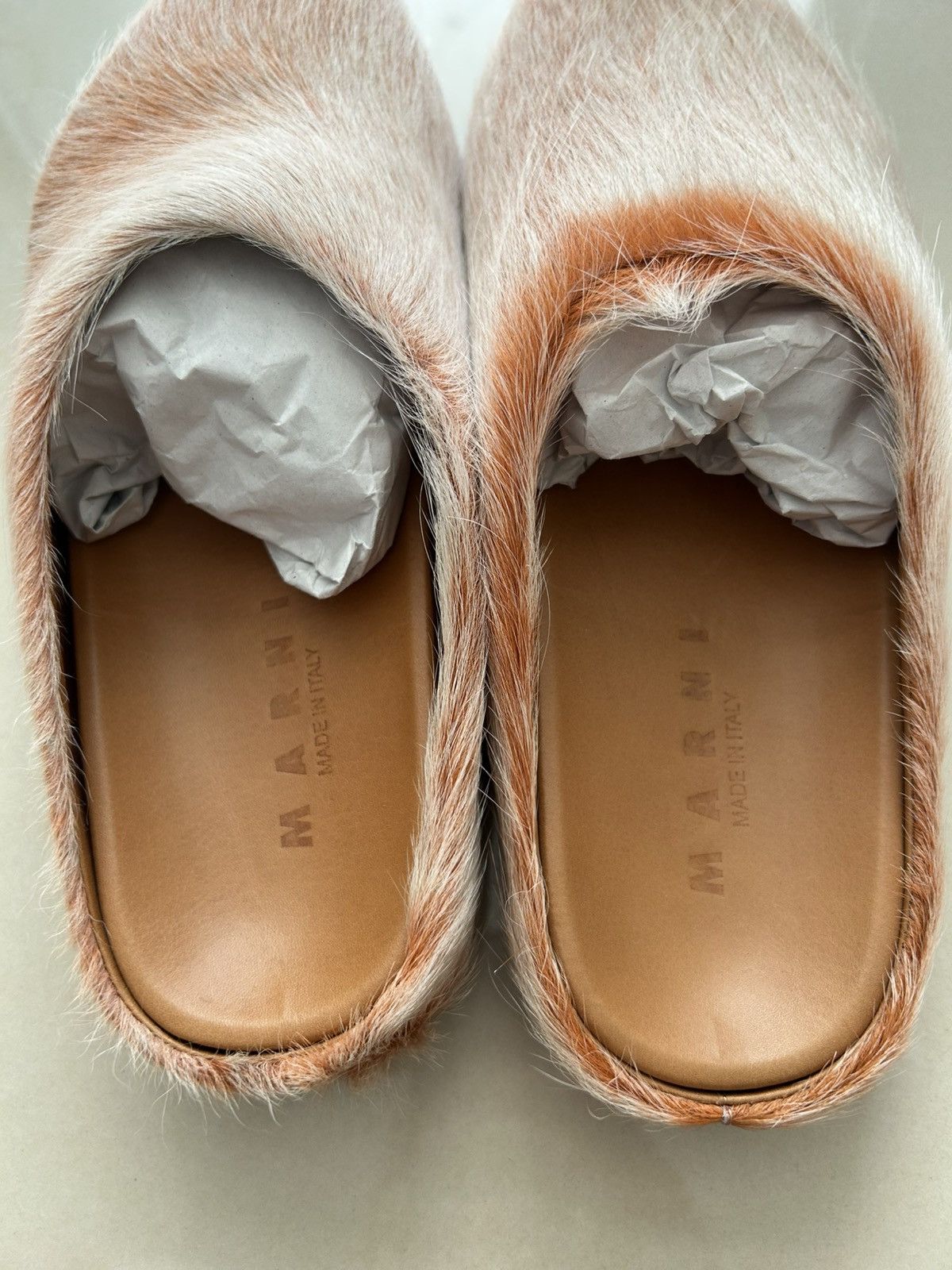 Marni Marni Fussbet Biege Slip On Size US 11 / EU 44 - 2 Thumbnail