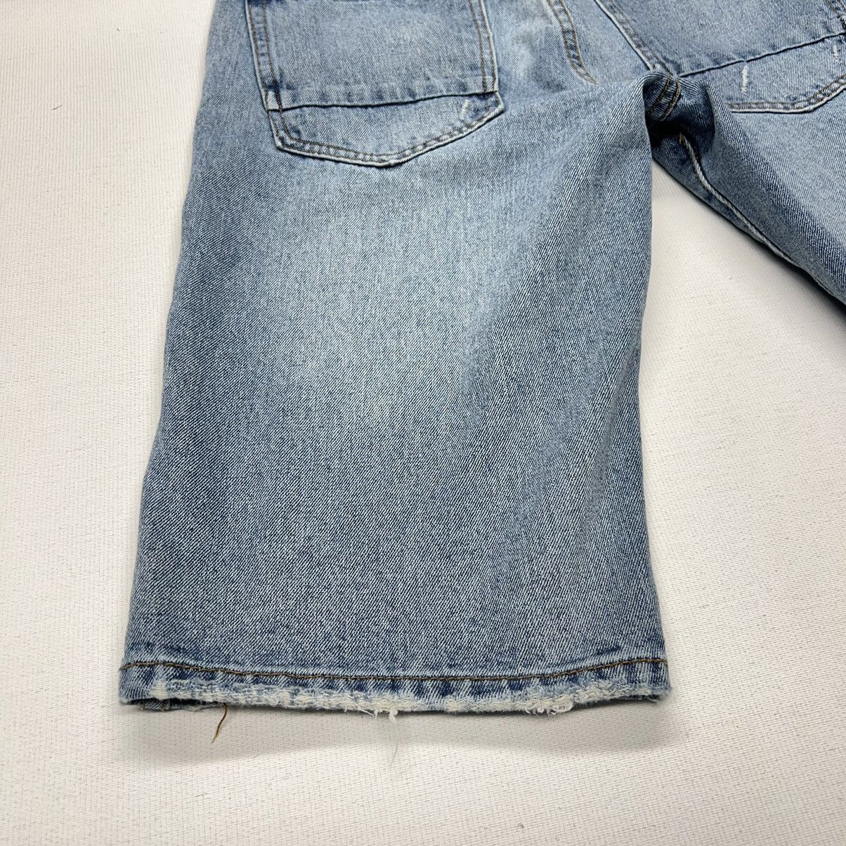 Cotton On Cotton On Jean Shorts Blue 90s Denim Distressed Ripped Faded Size US 28 / EU 44 - 14 Thumbnail