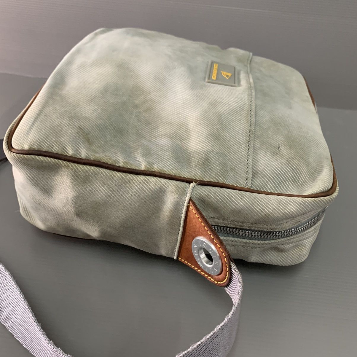 Louis Vuitton Louis Vuitton Cup Slingbag Size ONE SIZE - 4 Thumbnail