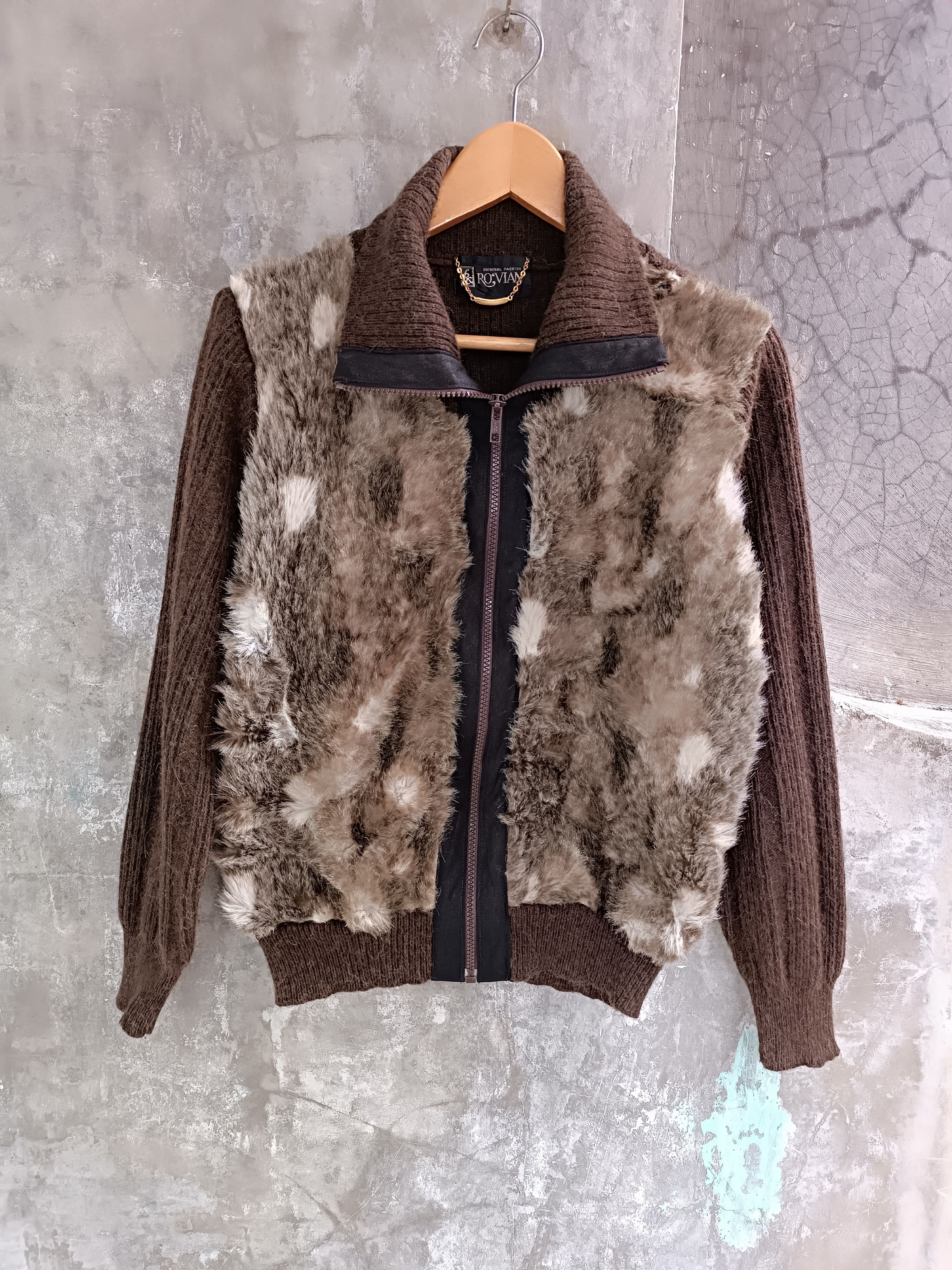 Japanese Brand VINTAGE ROVIAN WOOL FUR JACKET BROWN Size S / US 4 / IT 40 - 1 Thumbnail