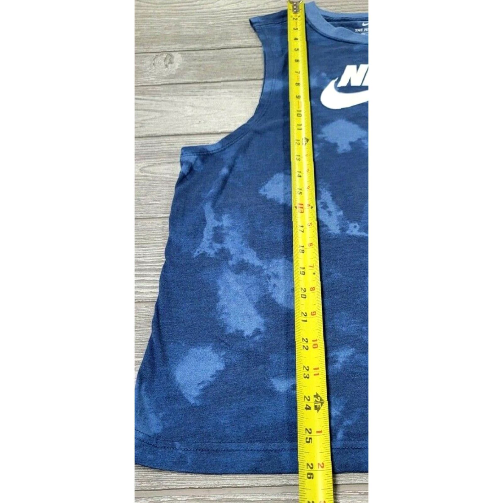 Nike Nike The Nike Tee Sleeveless Womens M Futura Graphic Blue Tie Dye Logo Tank Top Shirt Size M / US 6-8 / IT 42-44 - 7 Thumbnail