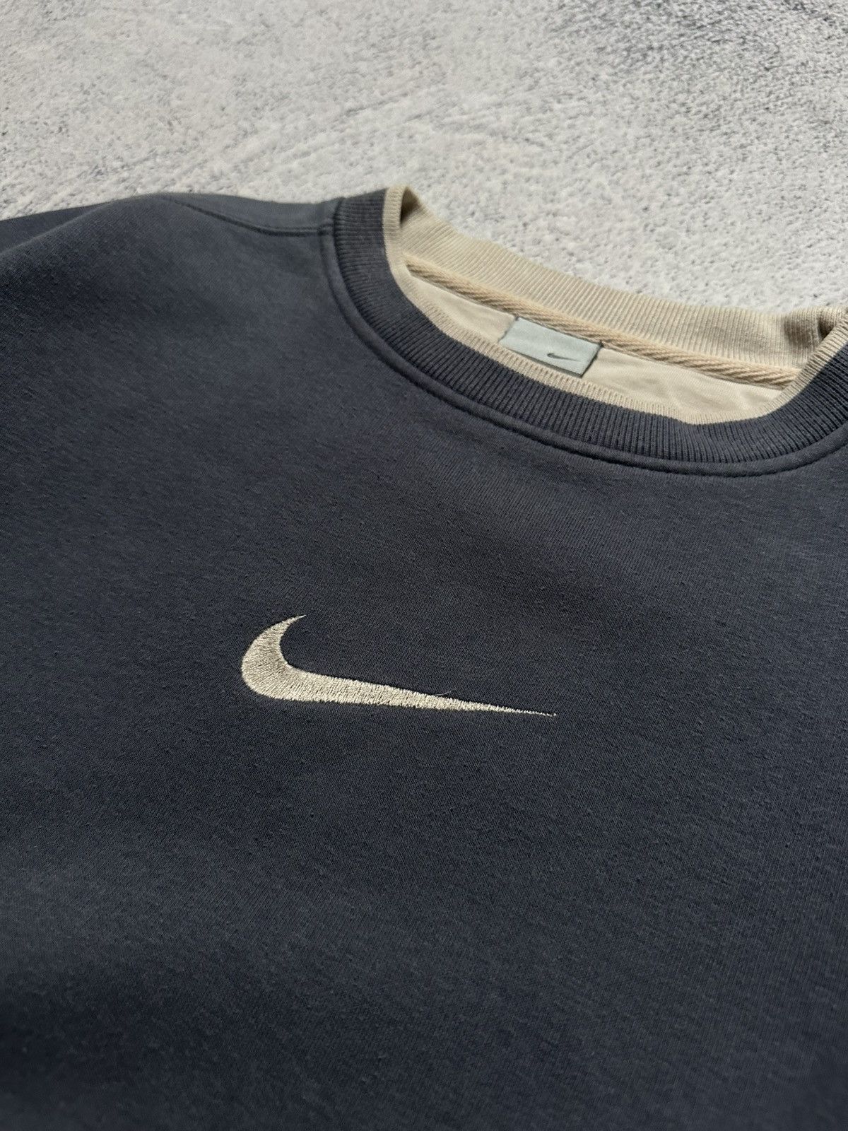 Nike Vintage Nike Big Logo Sweatshirt Mens Size M Gray Size US M / EU 48-50 / 2 - 8 Thumbnail
