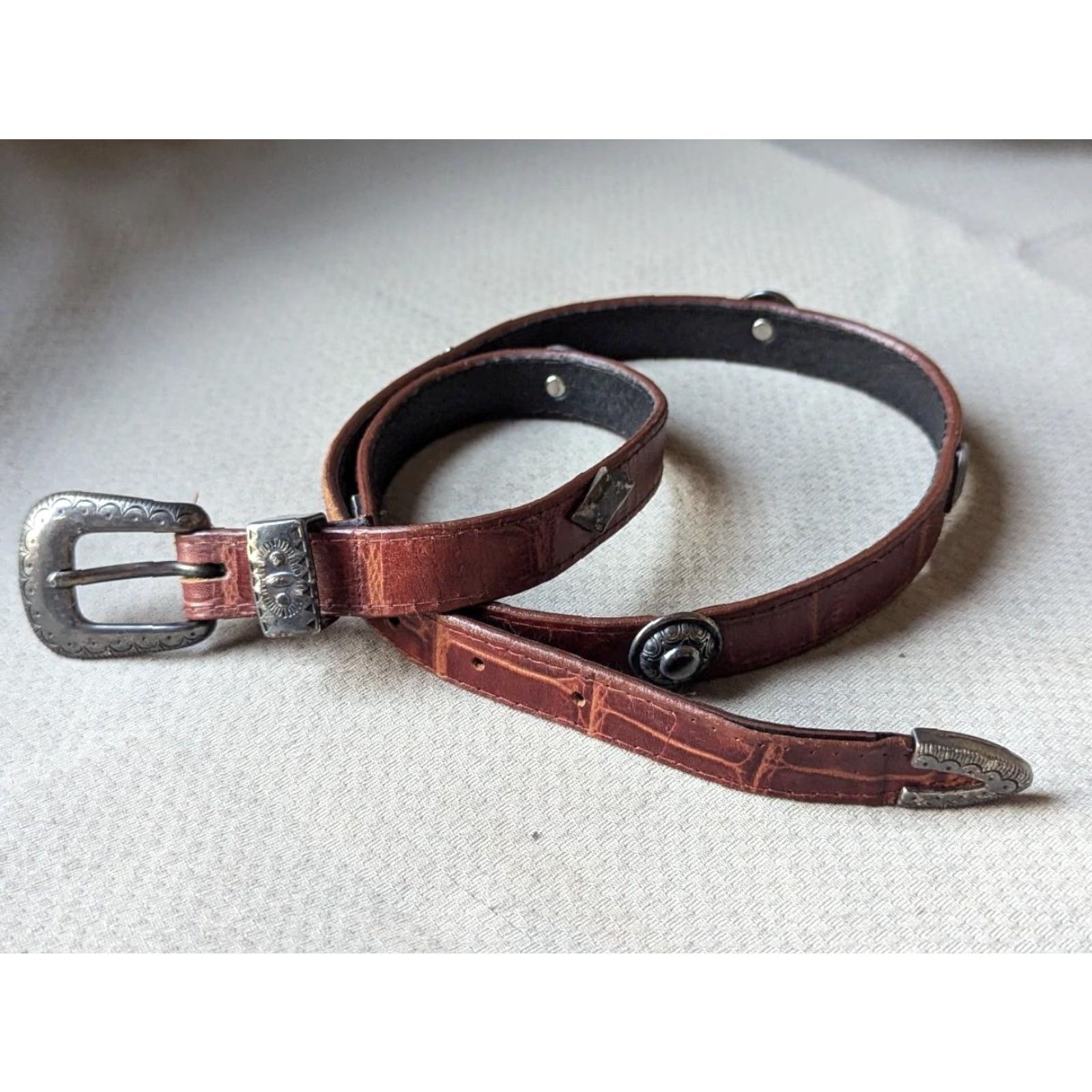 Vintage VINTAGE Spain Western Belt Unisex Adults 30 Brown Leather Embossed Alligator Concho 0.75" Western Belt Mens Womens Boys Girls Size 30 - 6 Thumbnail