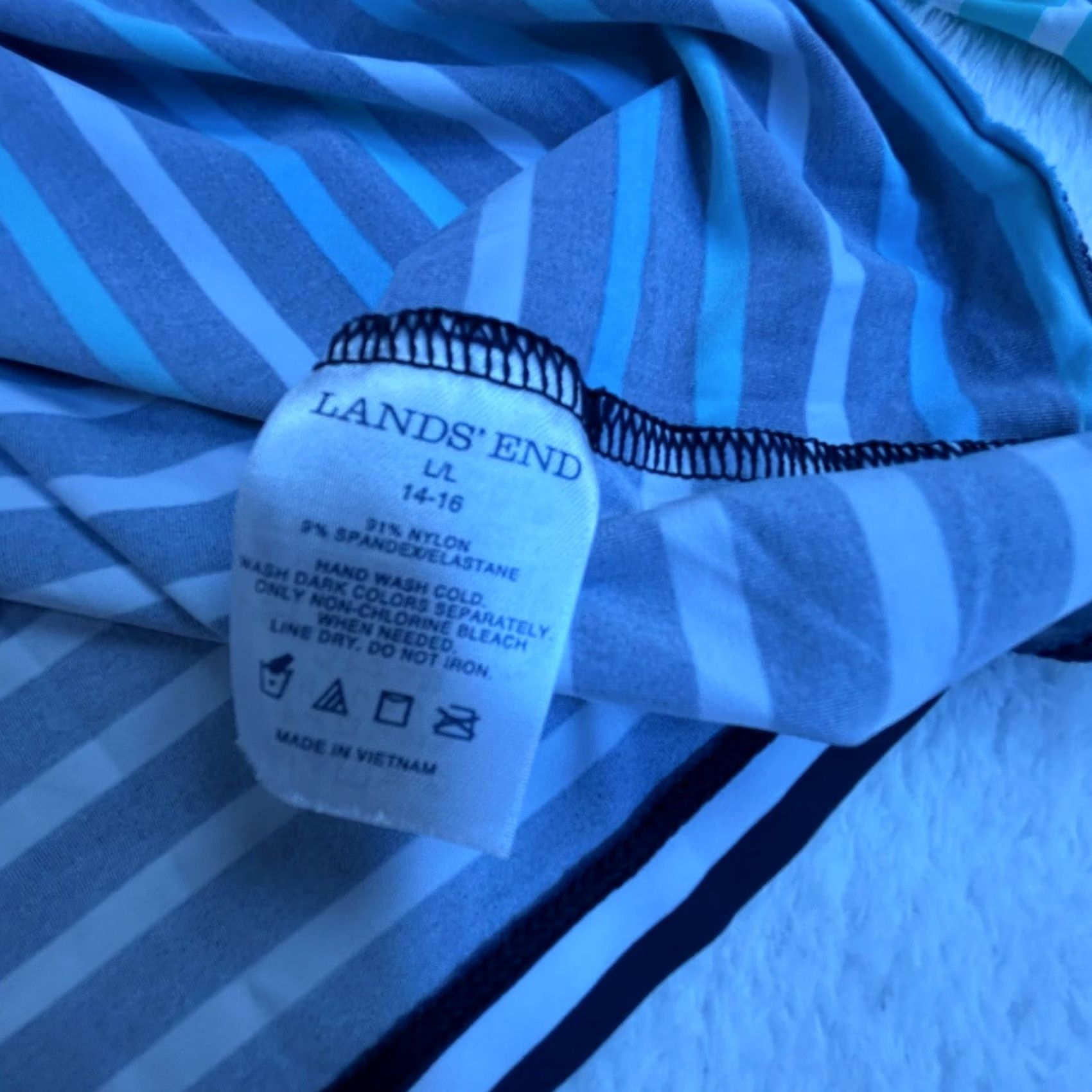 Lands' End Lands' End Womens Striped Long-Sleeve Rash Guard Swim Shirt Large Blue 14-16 Ultra-Comfort Nylon Spandex Size L / US 10 / IT 46 - 4 Thumbnail