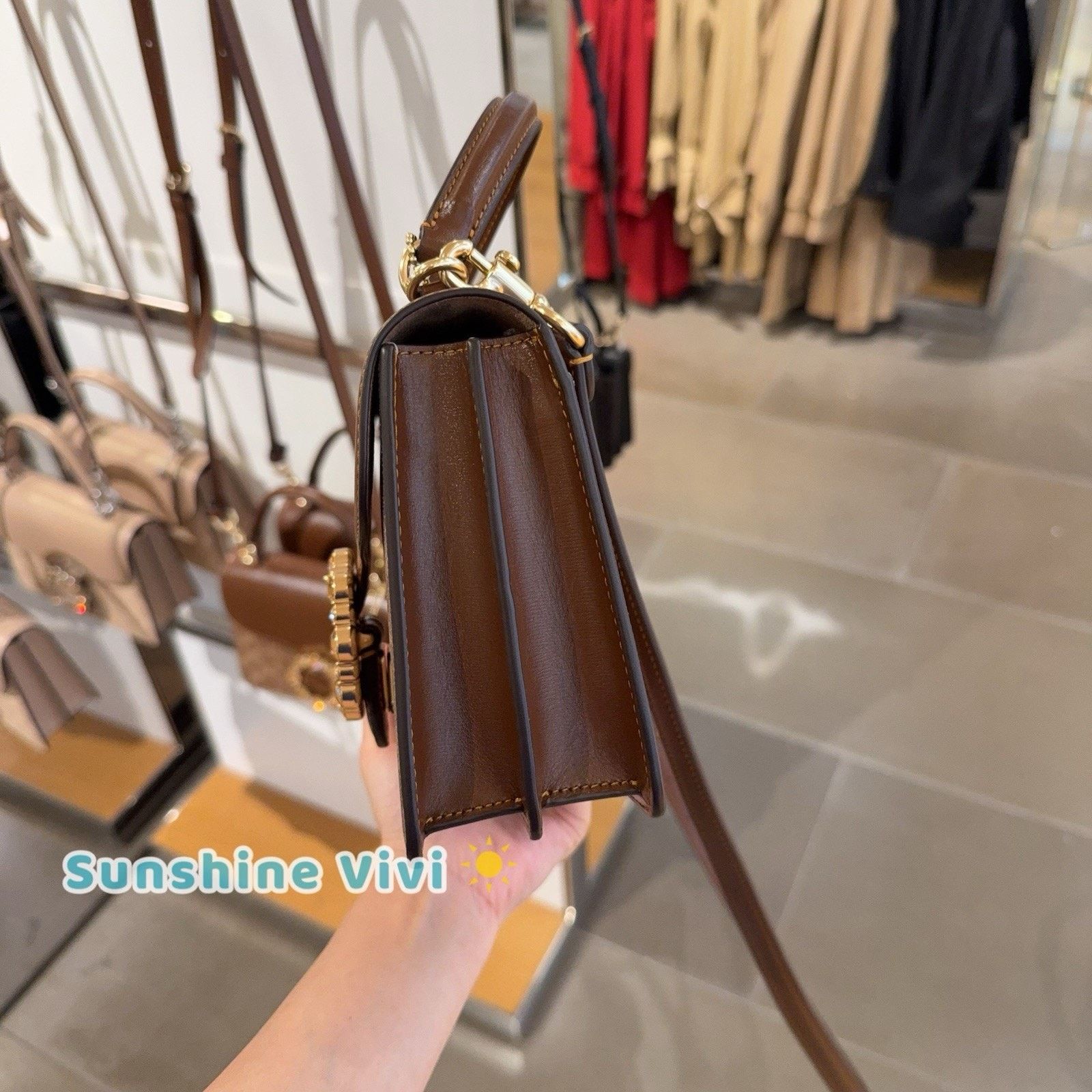 Coach NWT Coach Courtney Top Handle Bag CCE22 IM/TAN/ BROWN Size ONE SIZE - 3 Thumbnail