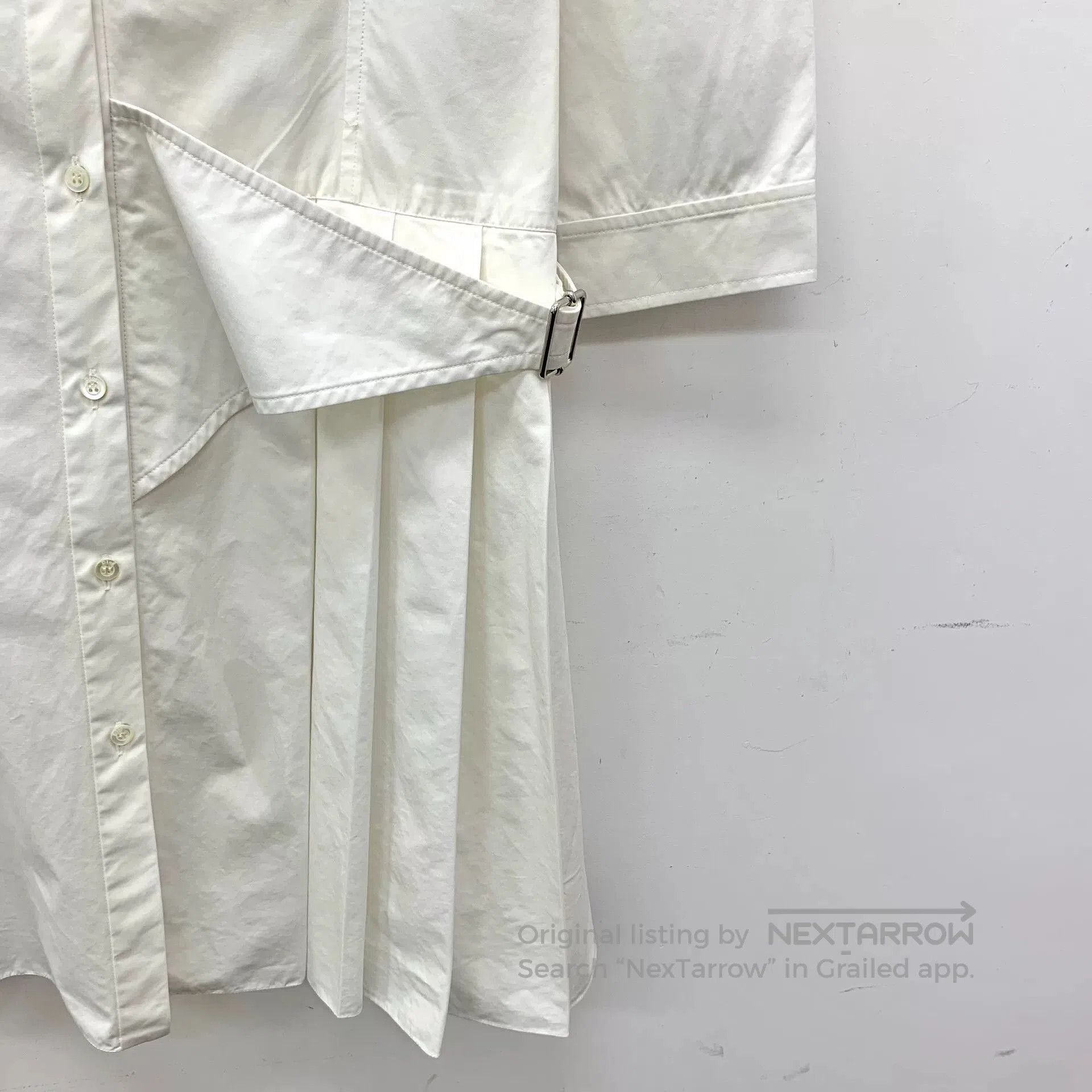Dior dior white embroidered logo long sleeve dress. Size US XXS / EU 40 - 4 Thumbnail