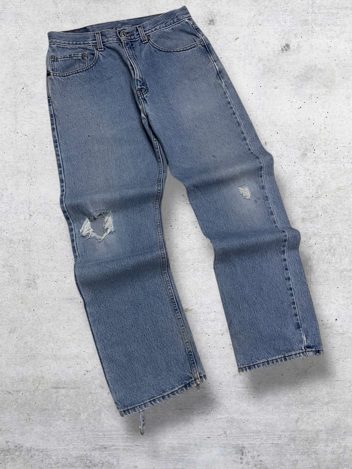 Levi's Vintage Clothing VINTAGE 505 LEVIS USA DESIGNER 90S BLUEWASHED RIPPED DENIM Size US 30 / EU 46 - 2 Thumbnail