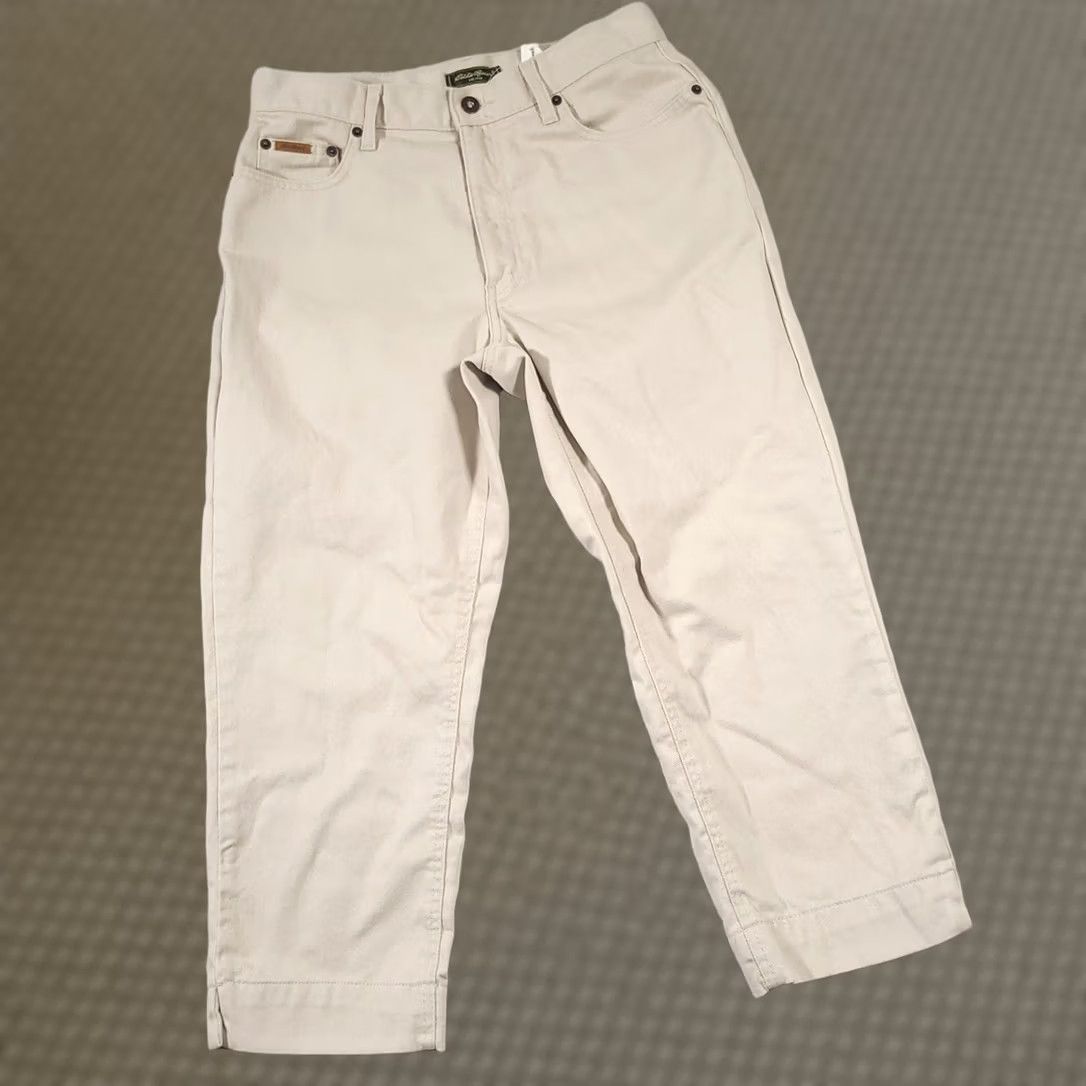 Eddie Bauer VINTAGE Eddie Bauer Capri Pants Women's 10P Petite Cropped Khaki Beige Tapered Inseam 23" Cropped Pockets Casual Mens Womens Girls Size 32" / US 10 / IT 46 - 1 Thumbnail