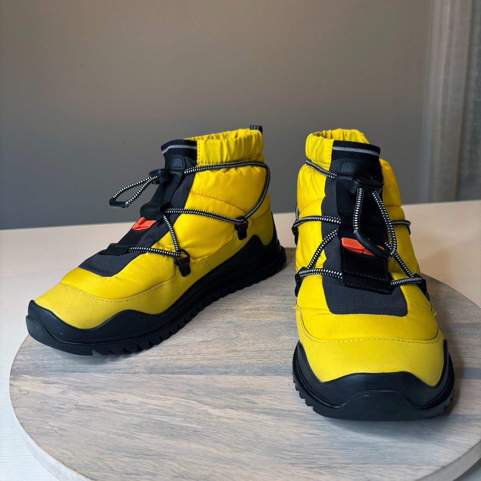 Adidas Adidas Stella McCartney Snow Boots Yellow Black Women’s Sz 9 Size US 9 / IT 39 - 3 Thumbnail
