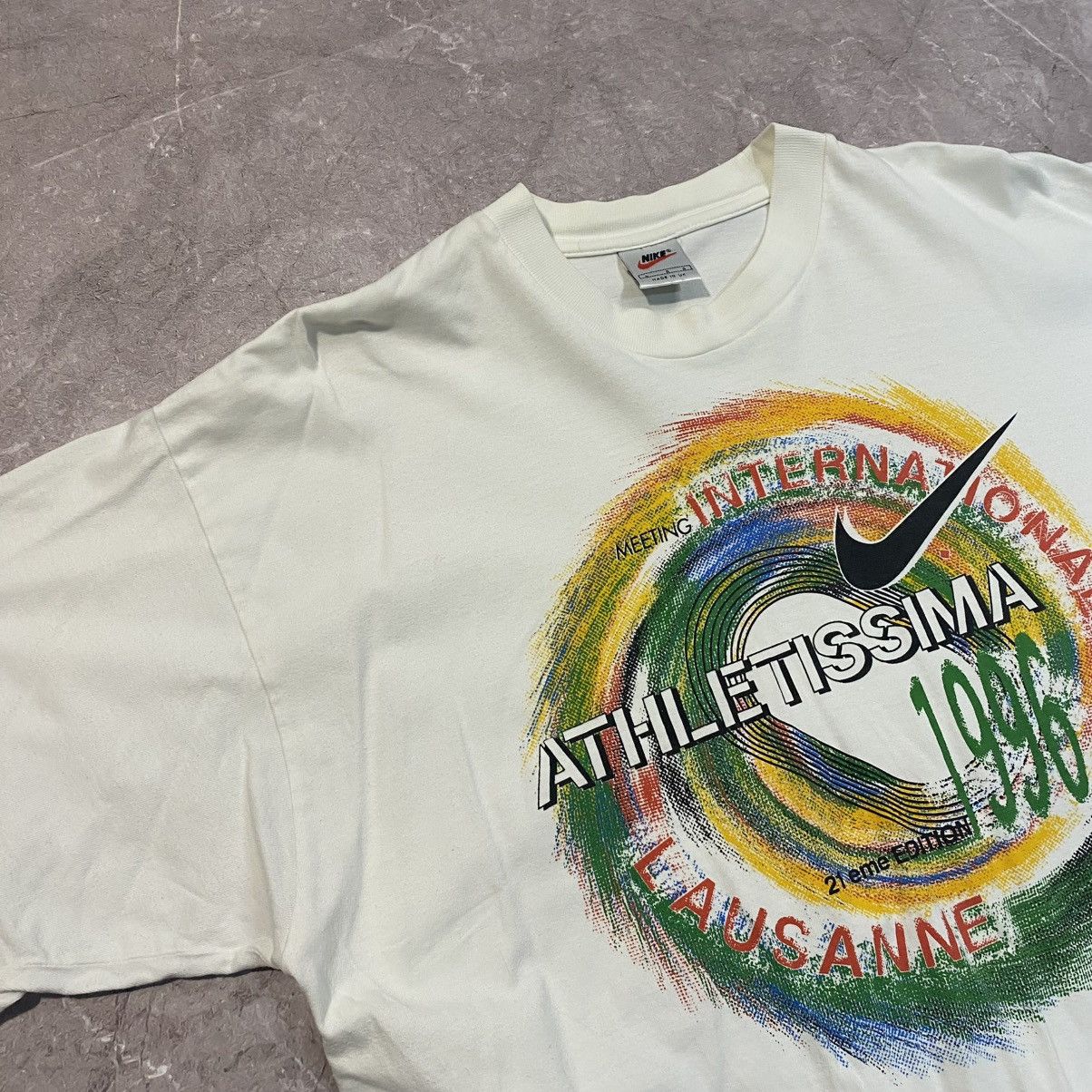 Nike VINTAGE NIKE INTERNATIONAL 1996 TEE BIG LOGO USA Size US L / EU 52-54 / 3 - 3 Thumbnail