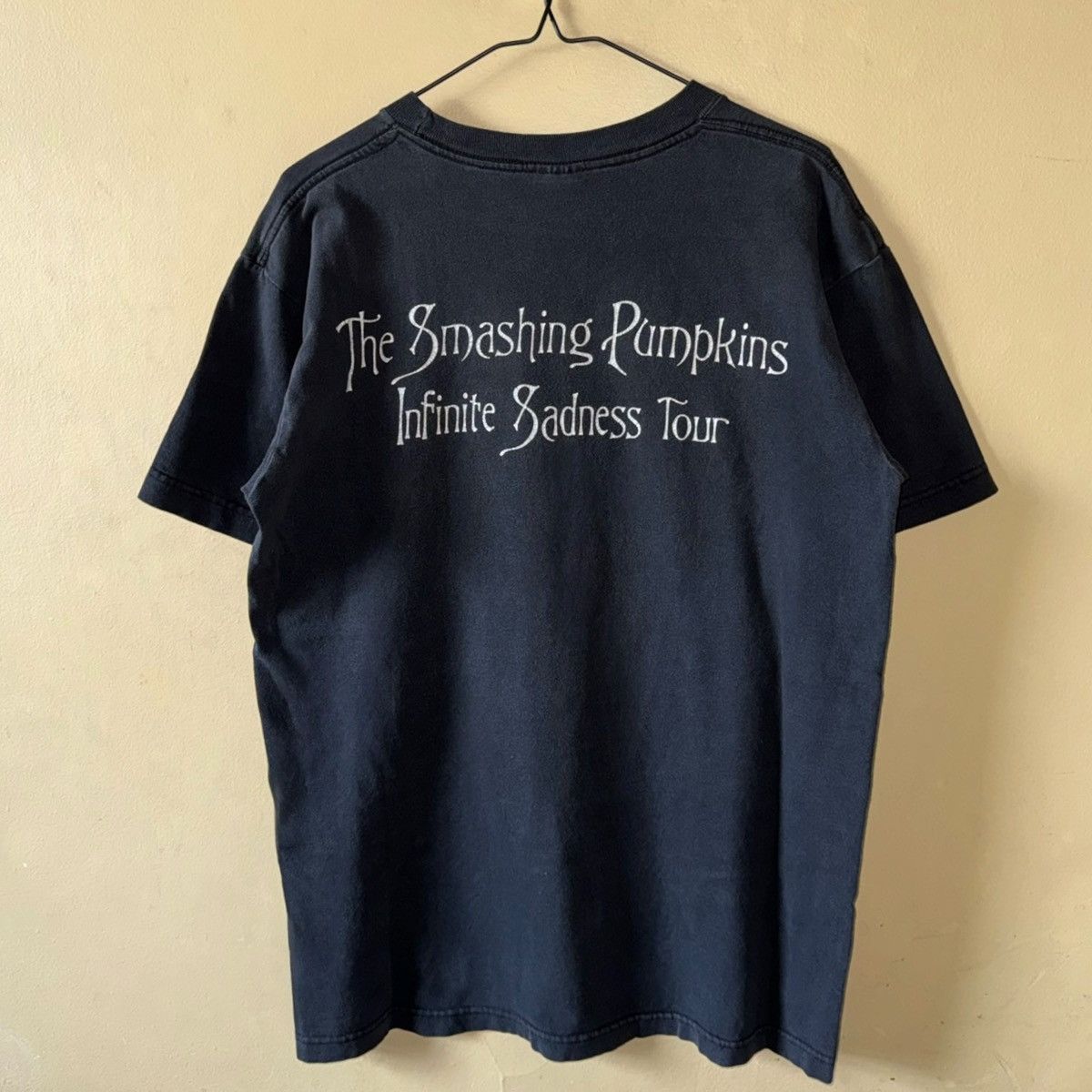 Vintage Vintage 90s The Smashing Pumpkins The World Is A Vampire Tee Size US L / EU 52-54 / 3 - 2 Thumbnail