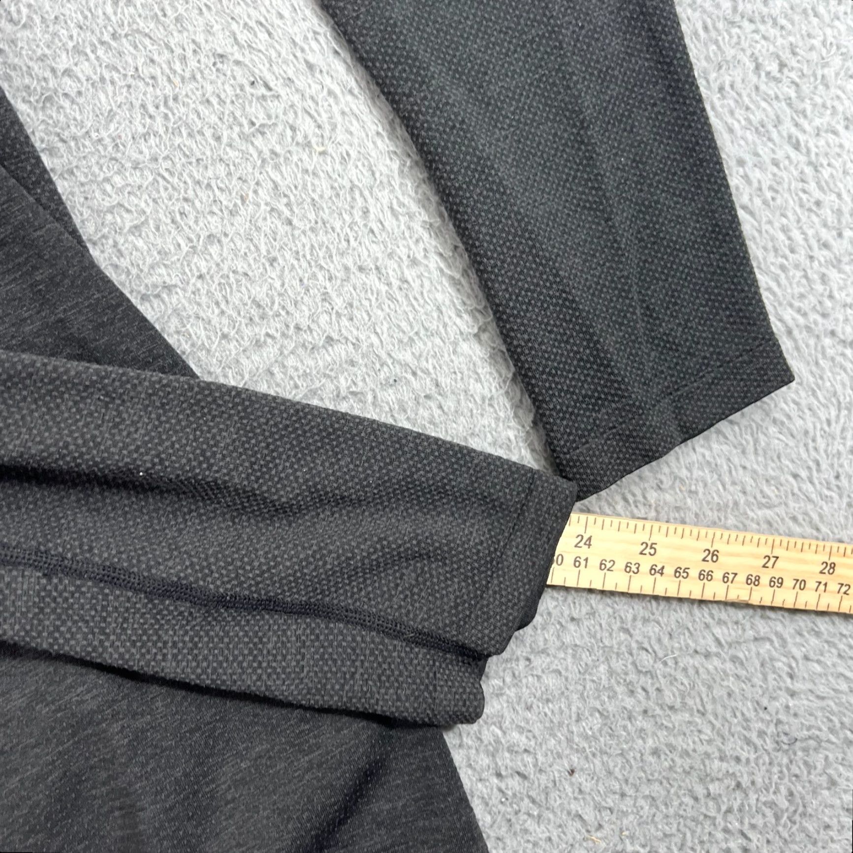 Lululemon Lululemon Hoodie Pullover Mens M Charcoal Gray 2.0 Vent Tech Hooded Activewear Soft Logo Winter Fall Spring Knit/Metal? Size M / US 6-8 / IT 42-44 - 7 Thumbnail