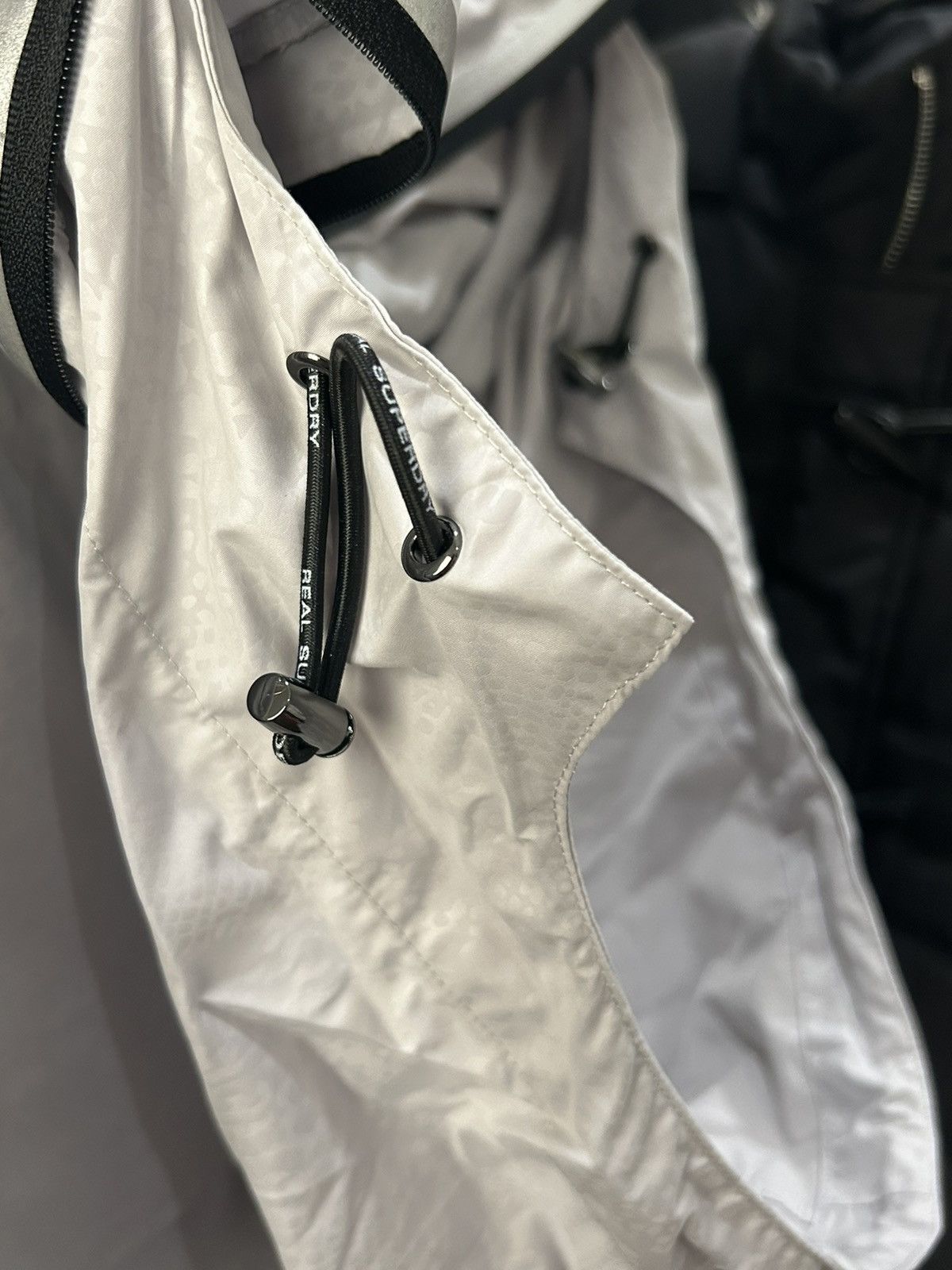 Superdry Superdry Refective Windbreaker Size US XL / EU 56 / 4 - 12 Thumbnail