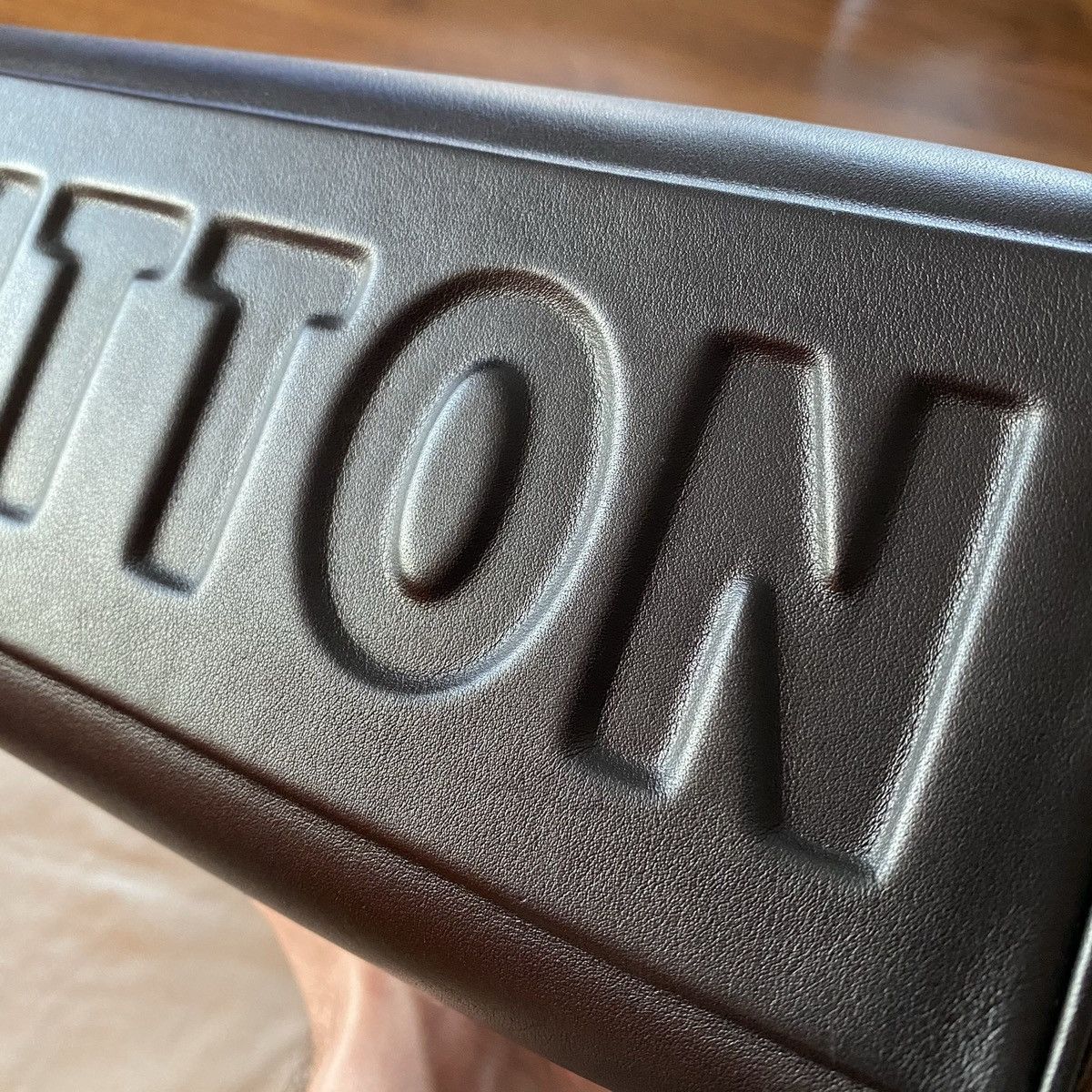 Louis Vuitton 1 of 1 Runway FW18 Black Glaze Camera Bag Size ONE SIZE - 20 Thumbnail