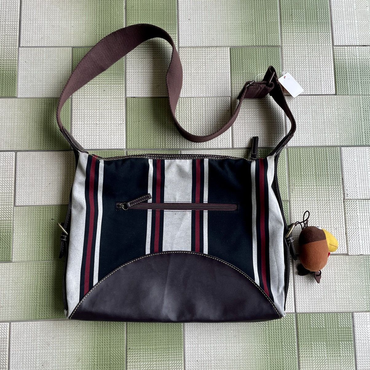 Japanese Brand 🔥 RARE UNISEX FIELD DREM BY SUNBRELLA FABRIC SHOULDER BAG Size ONE SIZE - 7 Thumbnail