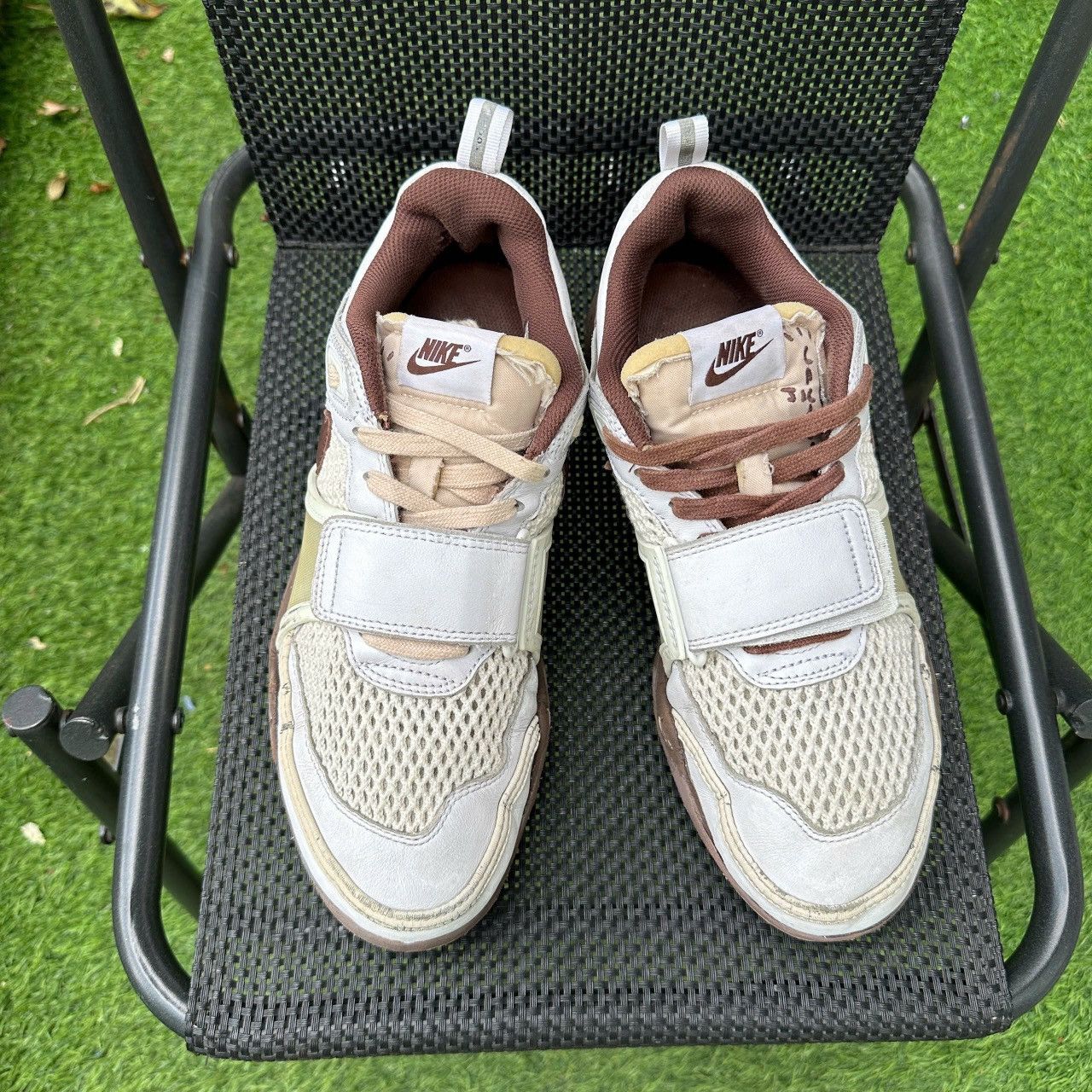 Nike × Travis Scott 🌵TRAVIS SCOTT X NIKE ZOOM FIELD JAXX (HQ3073 100 Size US 9.5 / EU 42-43 - 4 Thumbnail