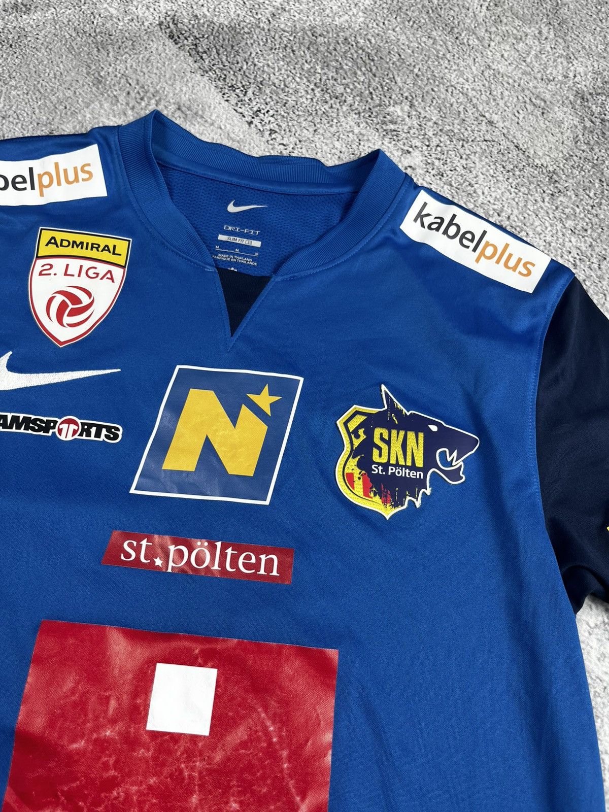 Nike Nike jersey barlov 77 Size US M / EU 48-50 / 2 - 5 Thumbnail