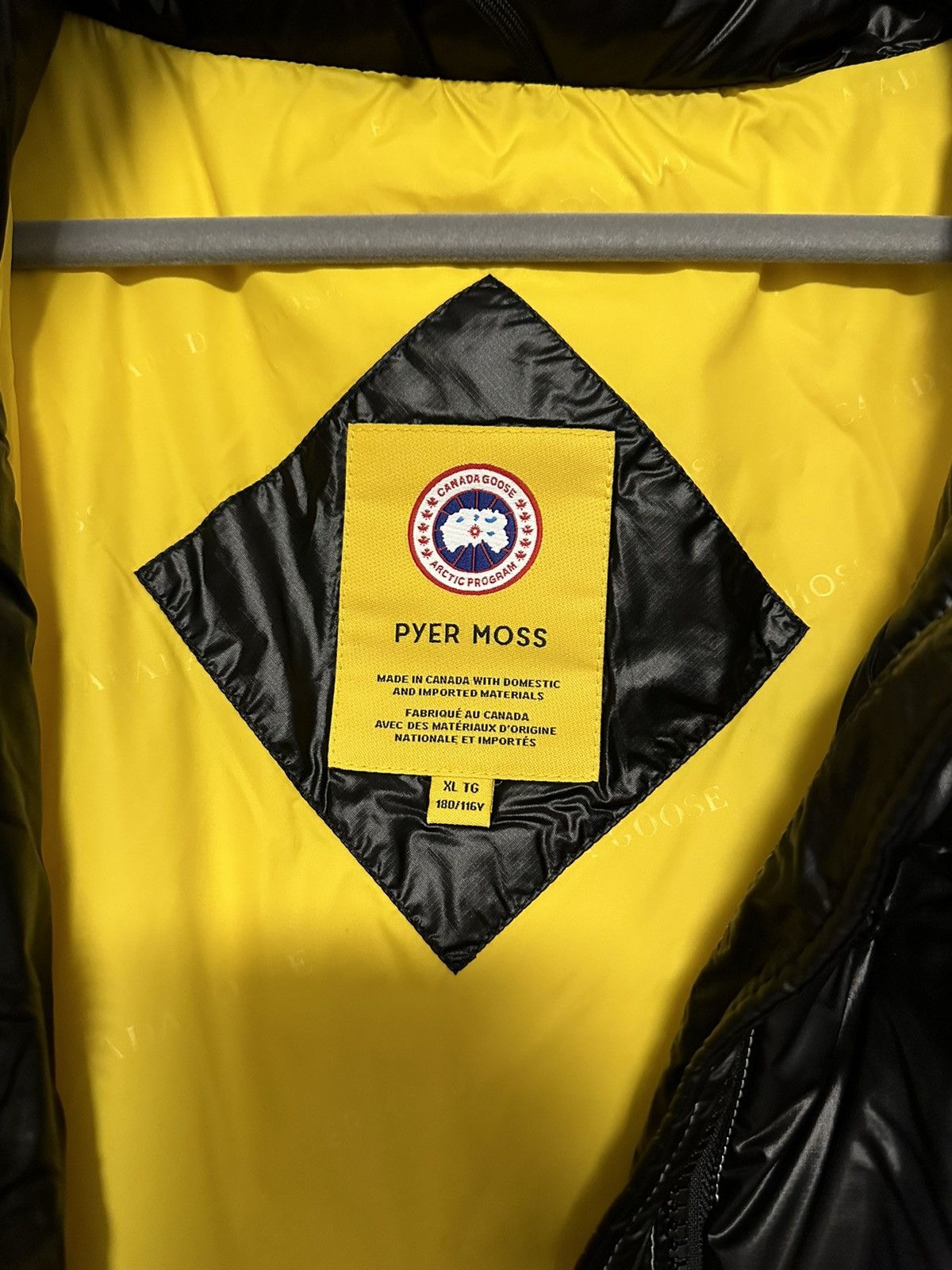 Canada Goose × Pyer Moss Canada Goose x Pyer Moss Vest - Black CG Disc Vest Size US XL / EU 56 / 4 - 7 Thumbnail
