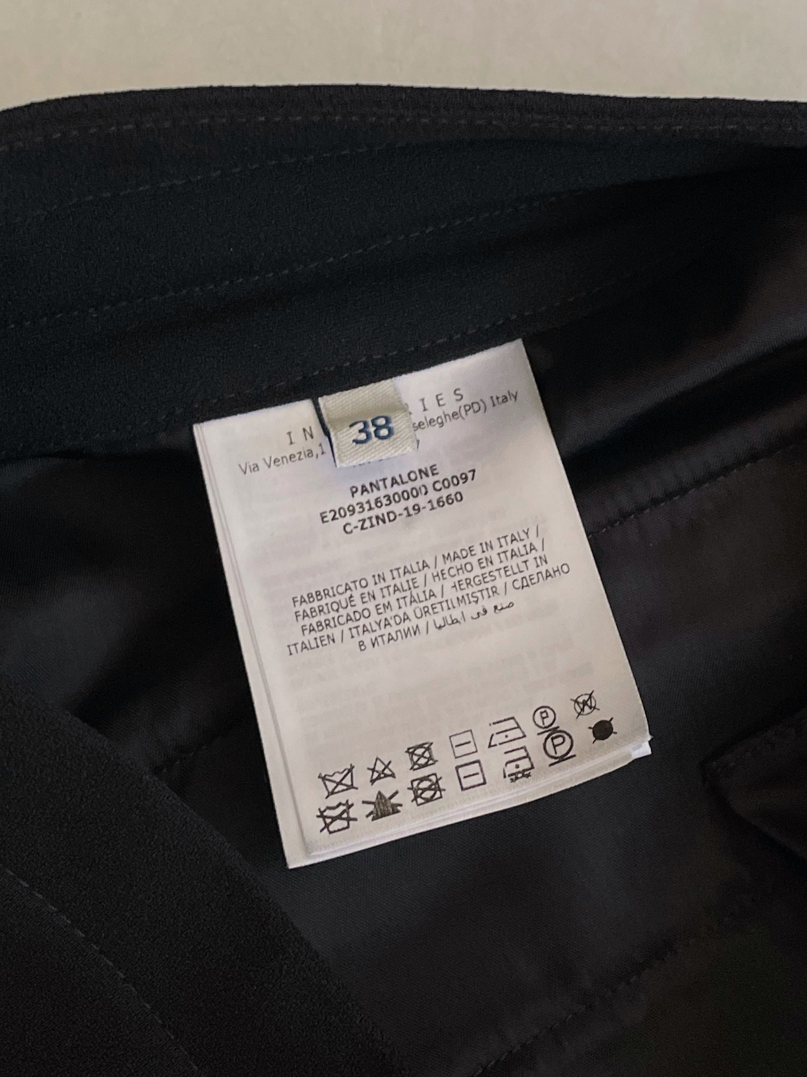 Moncler Moncler cargo pocket black pants Size 28" / US 6 / IT 42 - 11 Thumbnail