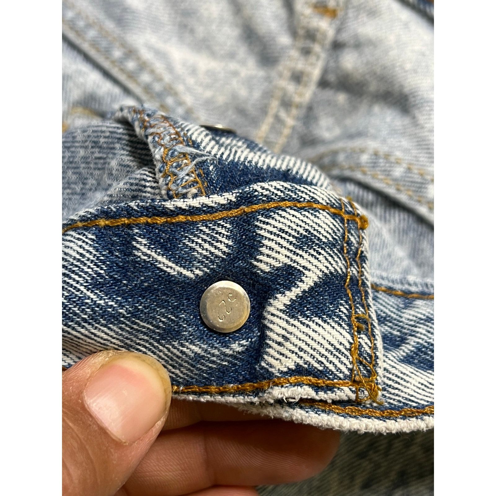 Levi's Levi’s 501 Jeans Men’s USA 1995 Vintage Acid Wash Blue 35x30 Size US 38 / EU 54 - 7 Thumbnail