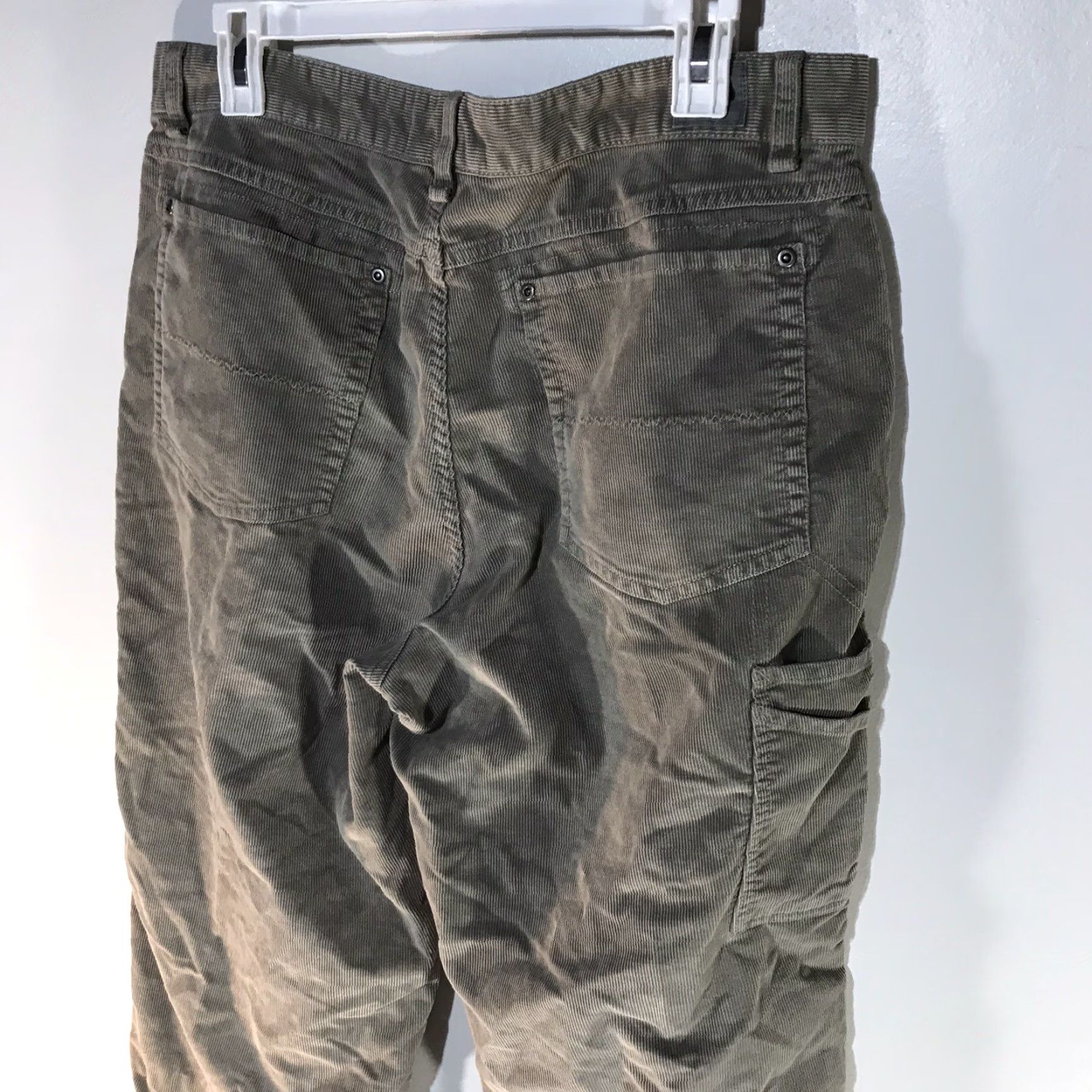 The North Face The North Face Men’s Gray Corduroy Pants Size 36x29 Casual Travel Workwear Bootcut Size US 36 / EU 52 - 3 Thumbnail