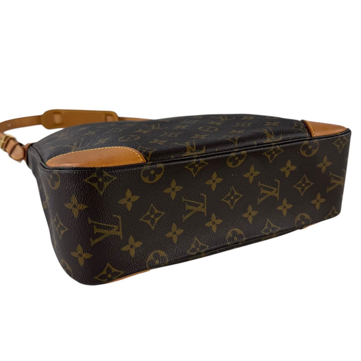 Louis Vuitton Louis Vuitton Monogram Boulogne 30 Shoulder Bag Size ONE SIZE - 12 Thumbnail