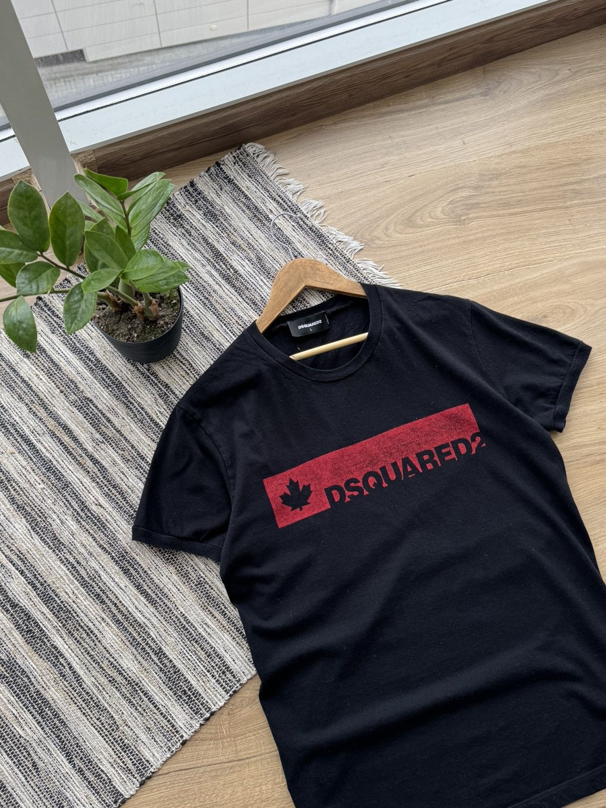 Dsquared2 DSQUARED2 VINTAGE CLASSIC LOGO BLACK T SHIRT SIZE L Size US L / EU 52-54 / 3 - 5 Thumbnail