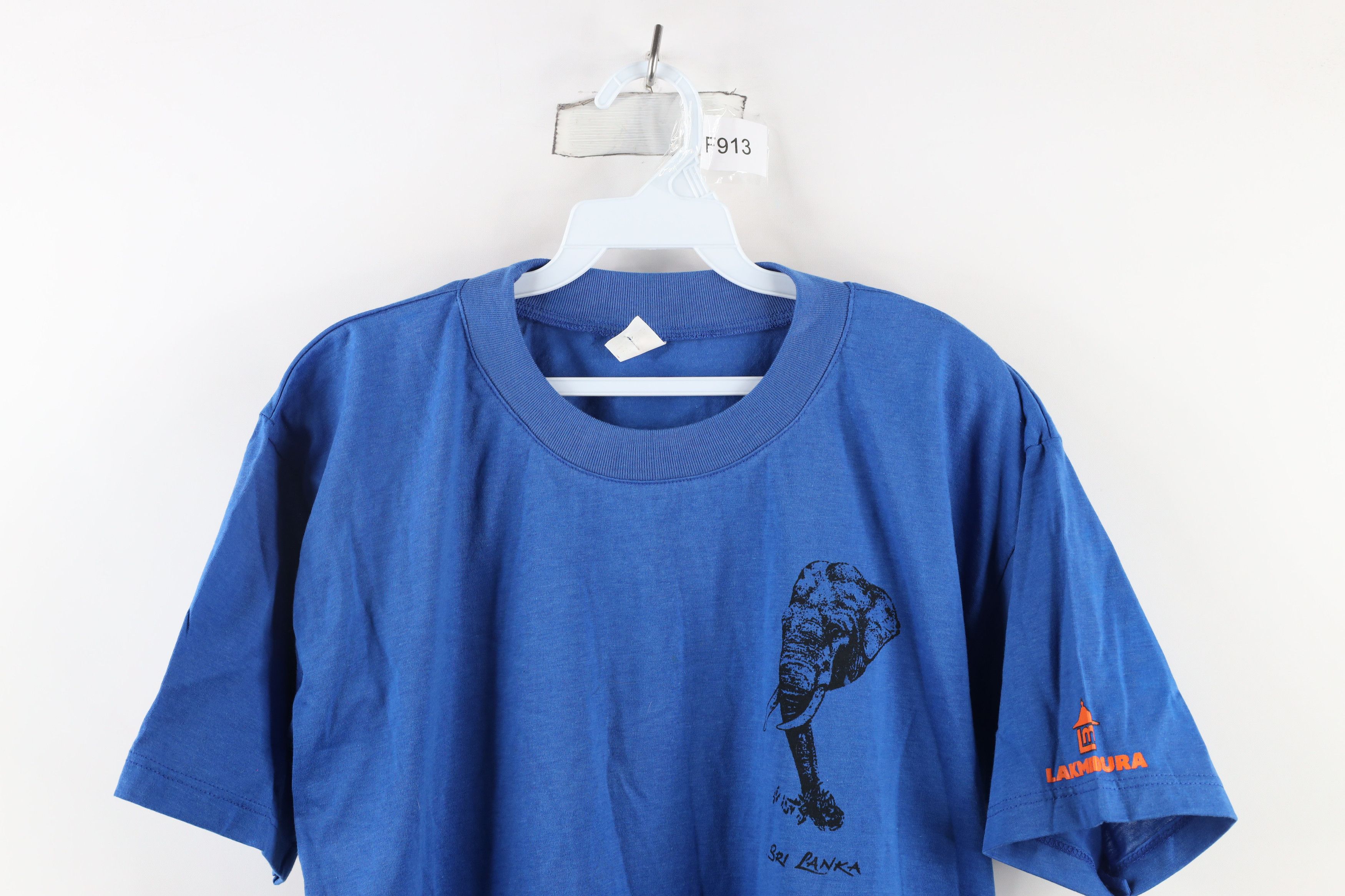 Vintage Vintage 90s Streetwear Sri Lanka Elephant T-Shirt Blue Size US L / EU 52-54 / 3 - 2 Thumbnail