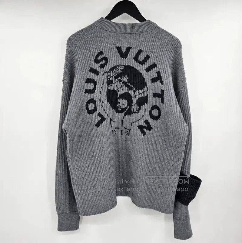 Louis Vuitton Louis Vuitton Gray Knit Long Sleeve Sweater . Size US S / EU 44-46 / 1 - 1 Thumbnail