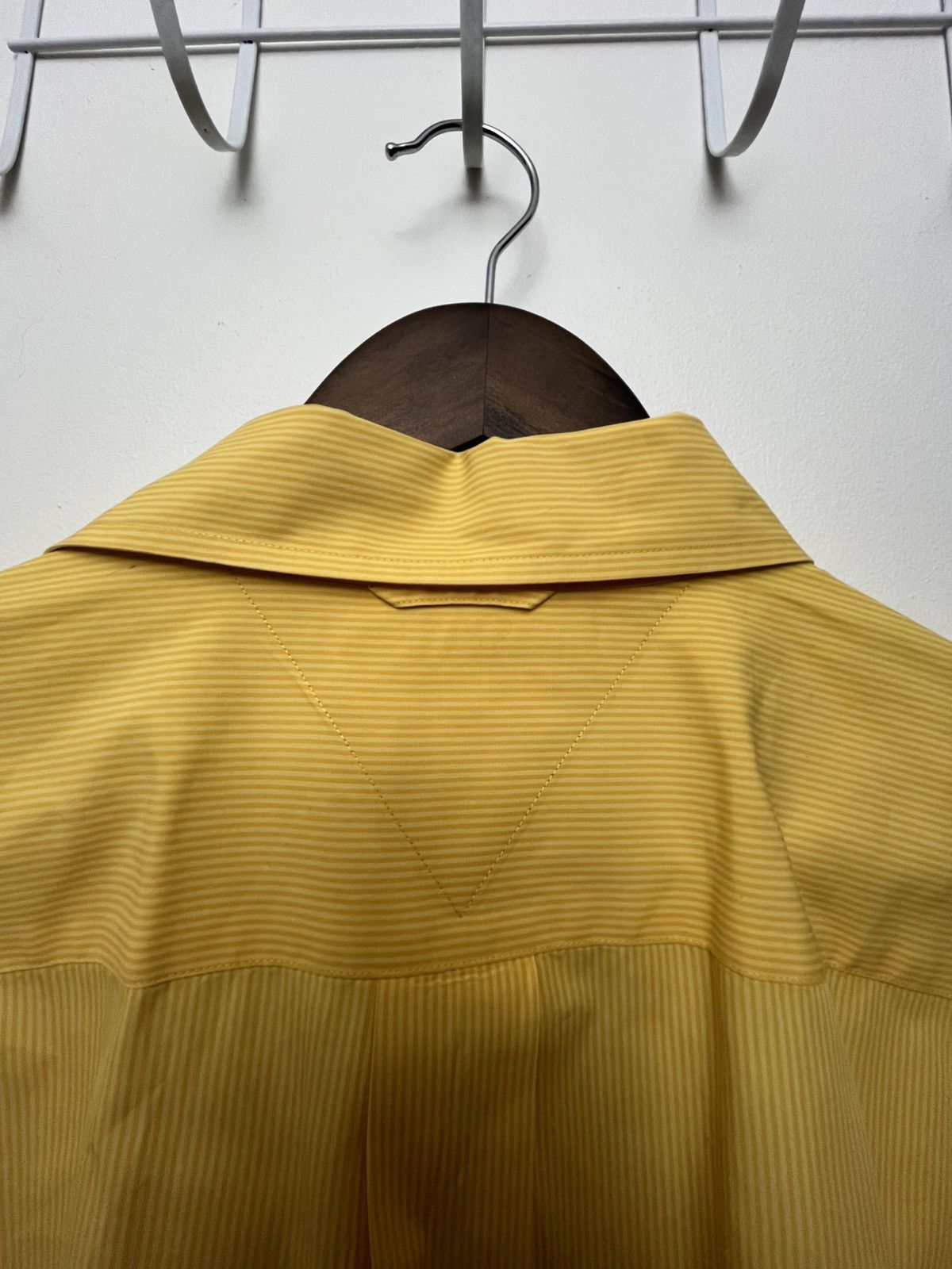 Tommy Hilfiger Tommy Hilfigure Vintage Shirt Size US XL / EU 56 / 4 - 5 Thumbnail