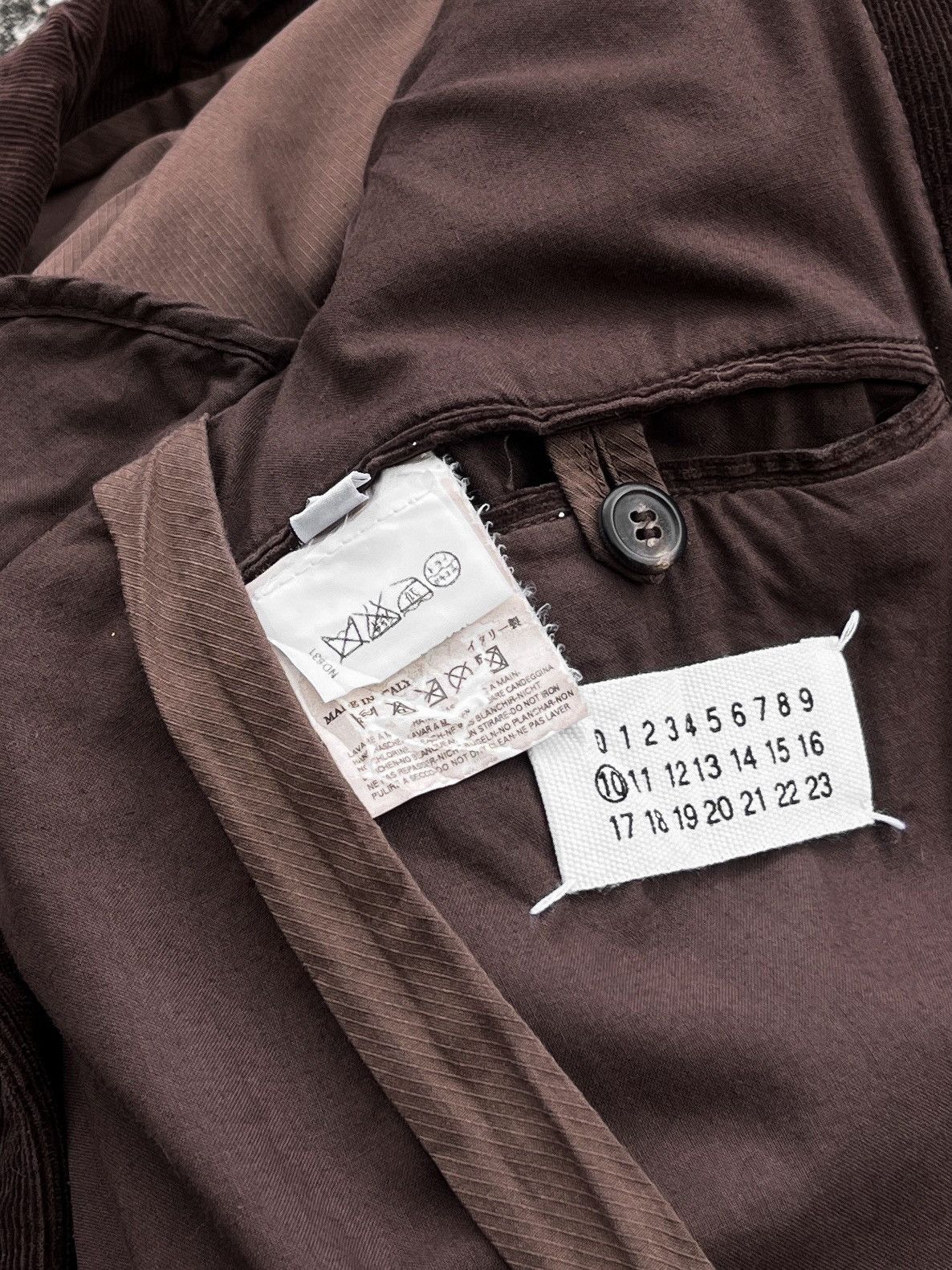 Maison Margiela Maison Margiela AW05 Corduroy Blazer Jacket Size US S / EU 44-46 / 1 - 6 Thumbnail