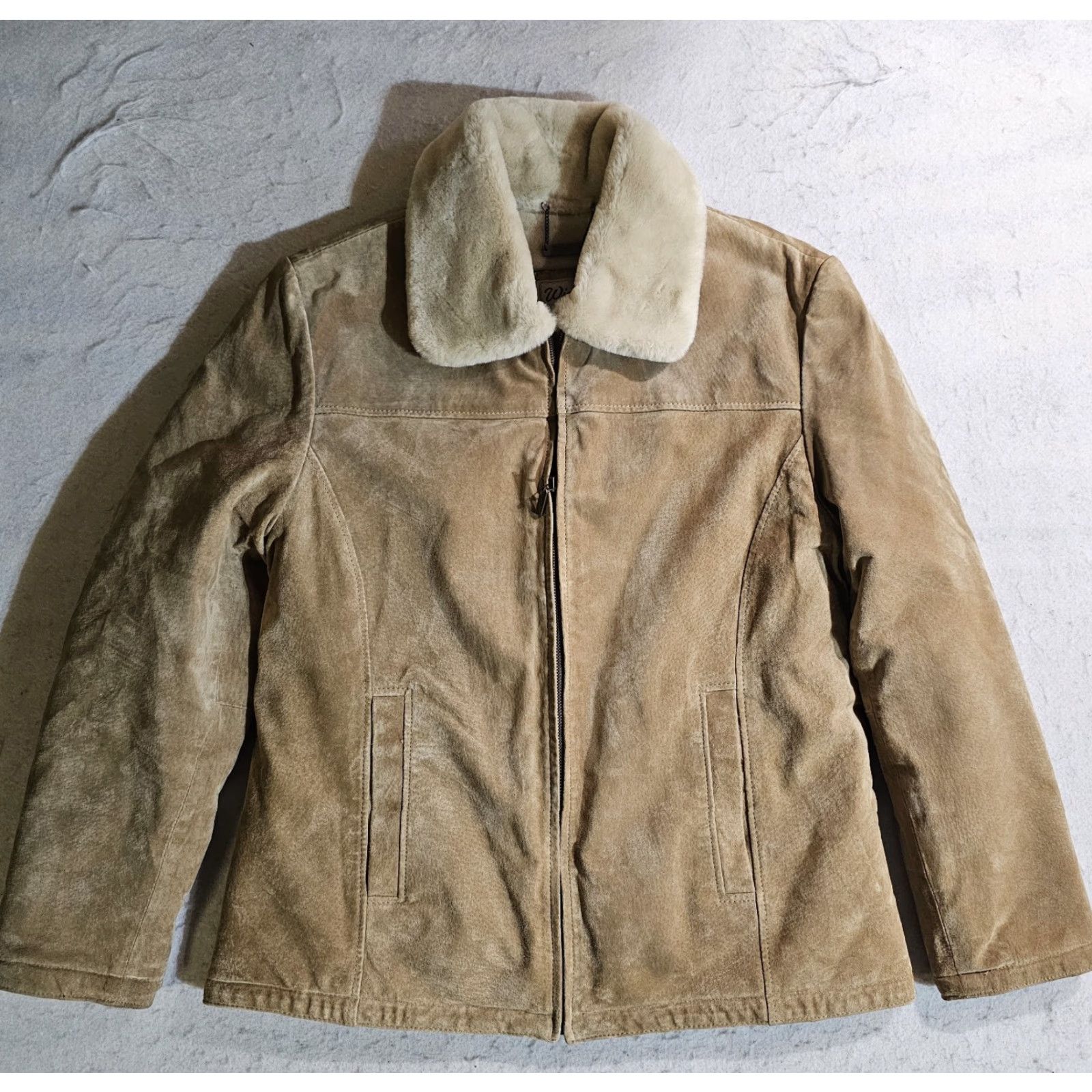 Vintage VINTAGE Winlit Beige Leather/Suede Faux Fur Full Zip Coat Jacket Womens Sz Large Leather/Suede Faux Fur Full Zip Coat Jacket Beige 90s Womens Size L / US 10 / IT 46 - 2 Thumbnail