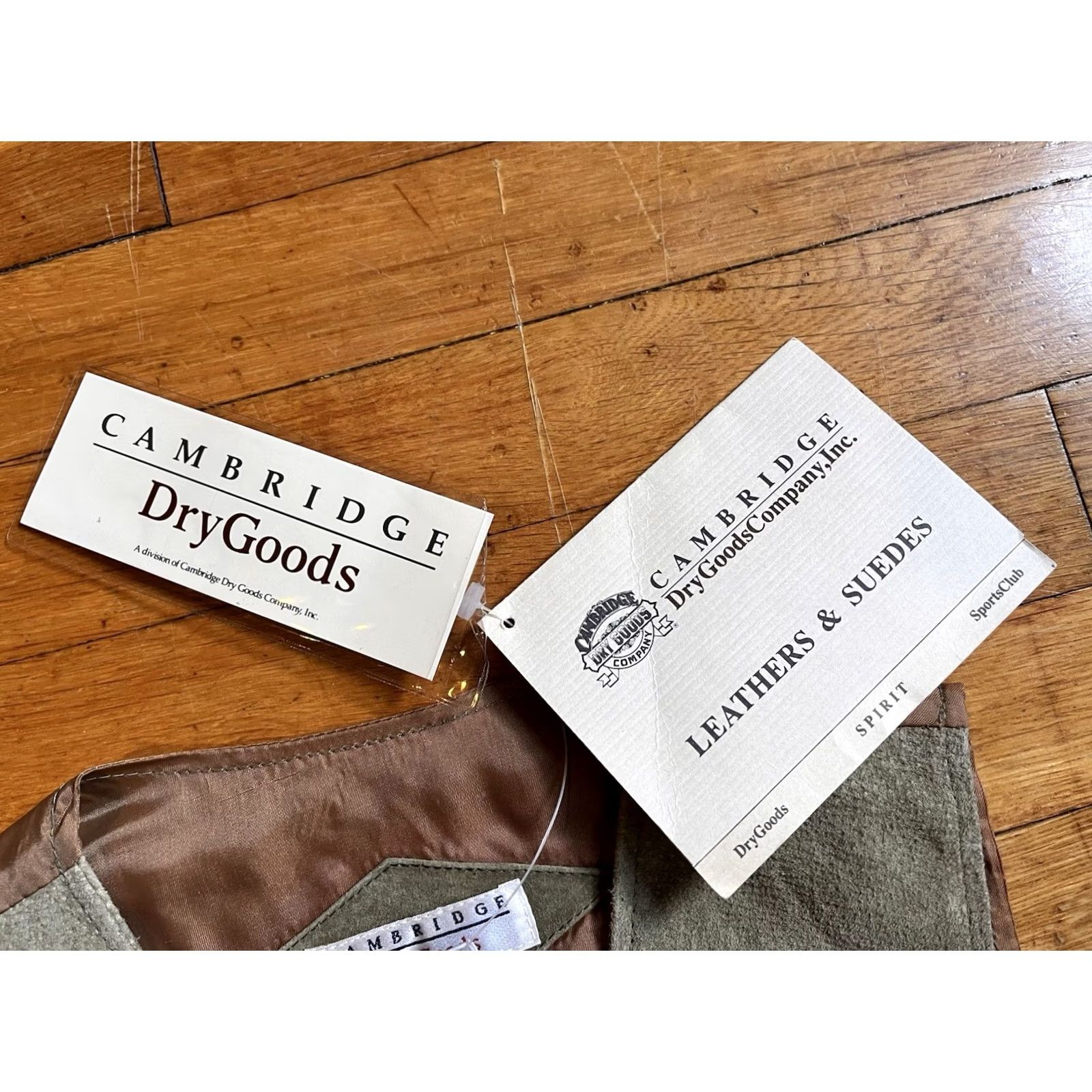 Vintage VINTAGE Cambridge Dry Goods Suede Leather Vest Womens M Tan Size M / US 6-8 / IT 42-44 - 6 Thumbnail