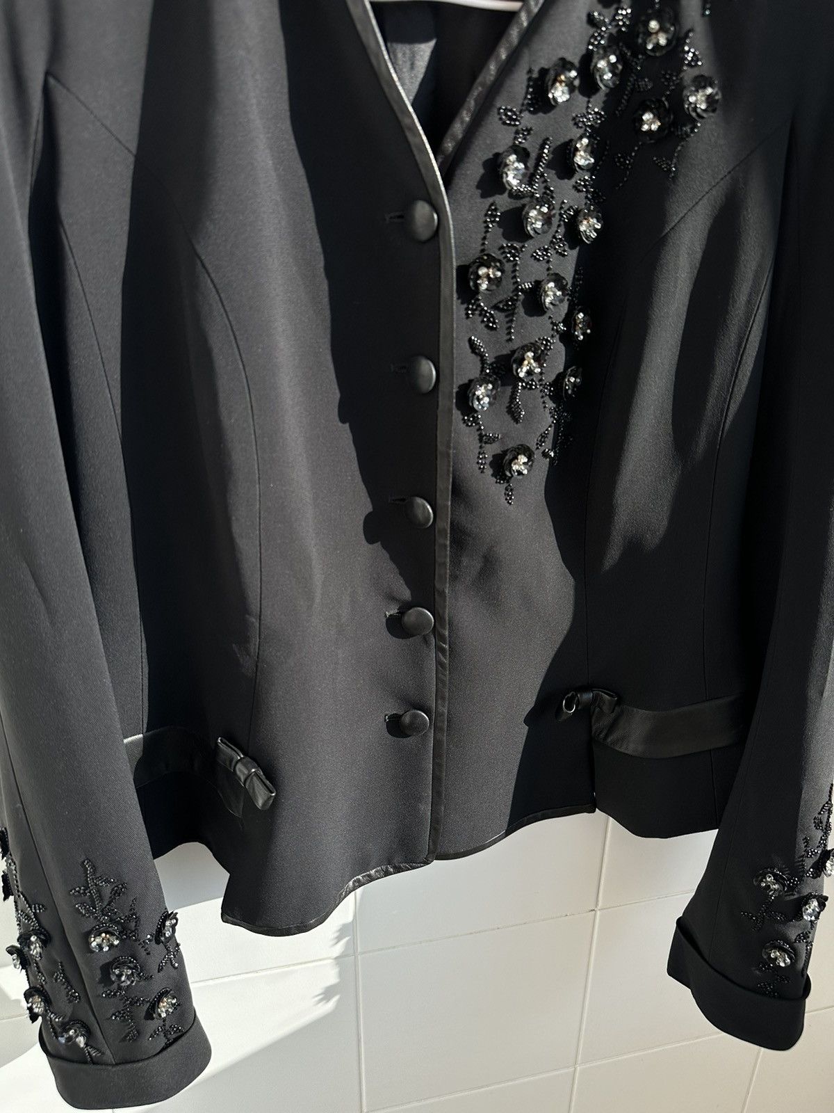 Dior DIOR Beaded Jacket Embroidered with Pearl Celluloid Flowers Size M / US 6-8 / IT 42-44 - 16 Thumbnail