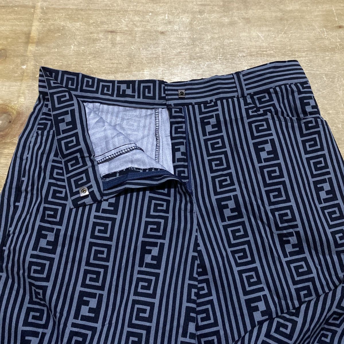 Fendi Fendi women pants Size 30" / US 8 / IT 44 - 4 Thumbnail