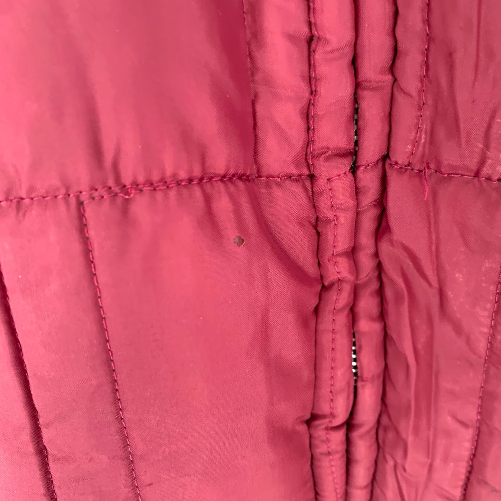Vintage VINTAGE Unbranded Quilted Burgundy Puffer Jacket Coat Men 2XL Burgund y Quilted Winter Nylon Zip Lined Chest 52" Regular Mens Size US XXL / EU 58 / 5 - 5 Thumbnail