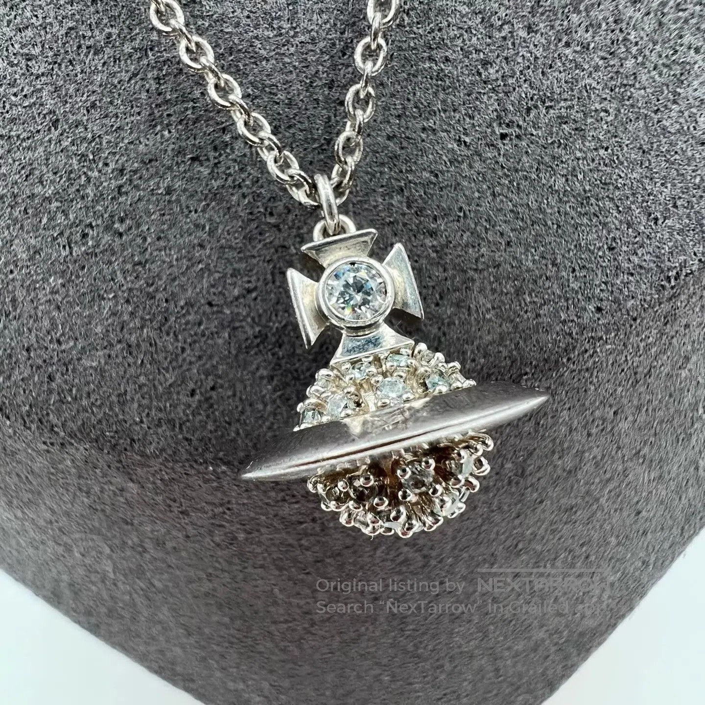 Vivienne Westwood Vivienne Westwood Logo design: Bronze; Necklace: Silver Size ONE SIZE - 3 Thumbnail