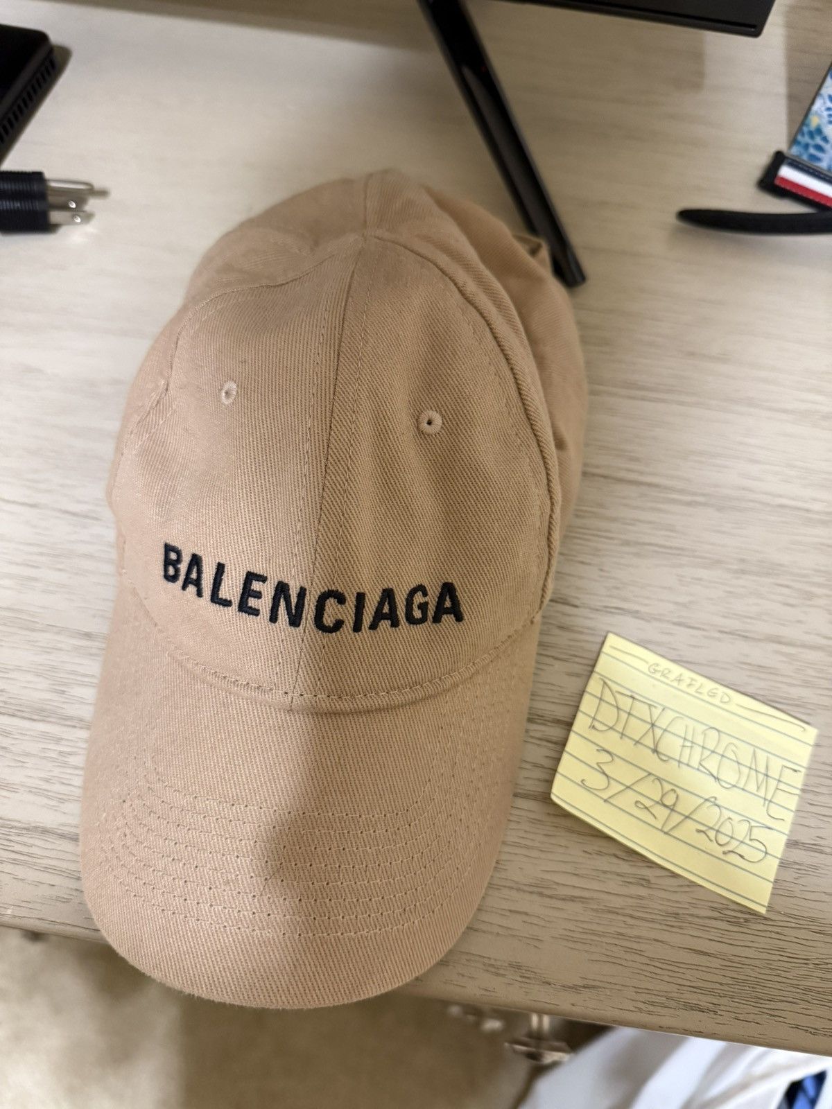 Balenciaga Balenciaga Ballcap Tan Size ONE SIZE - 1 Thumbnail