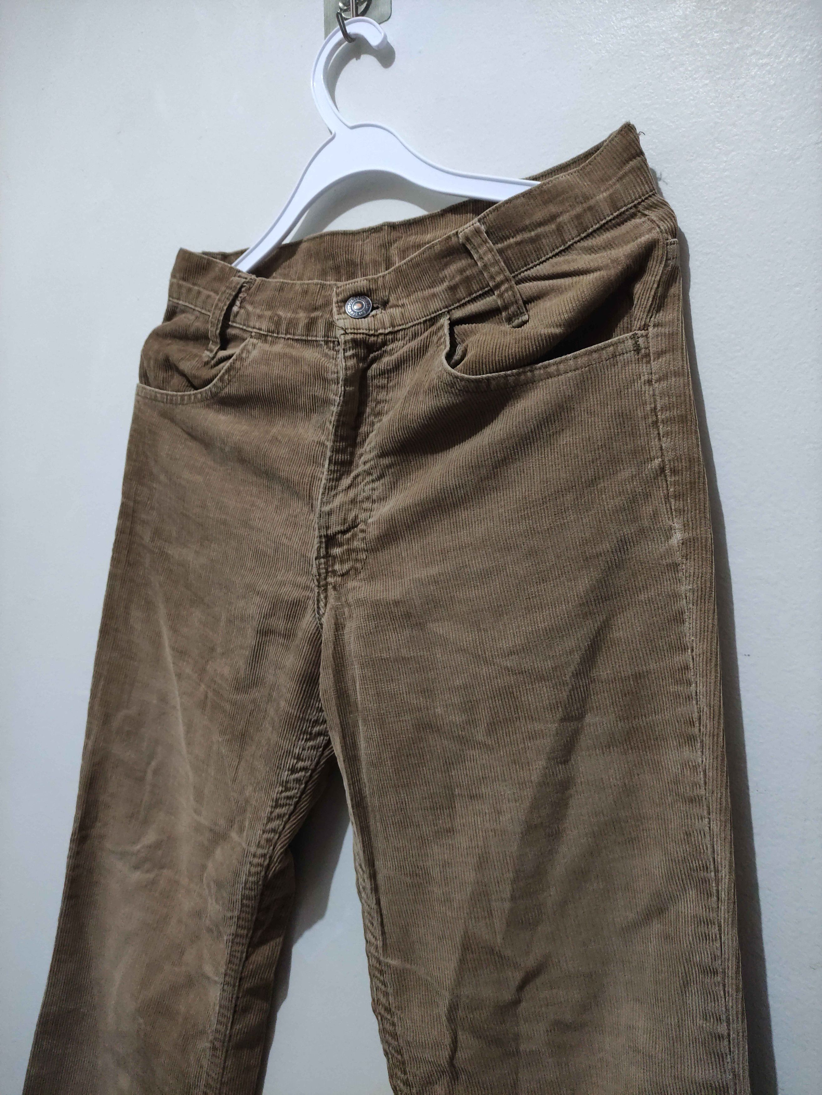 Levi's 70s Levi's 646 Corduroy Flare Pants Size US 29 - 9 Thumbnail