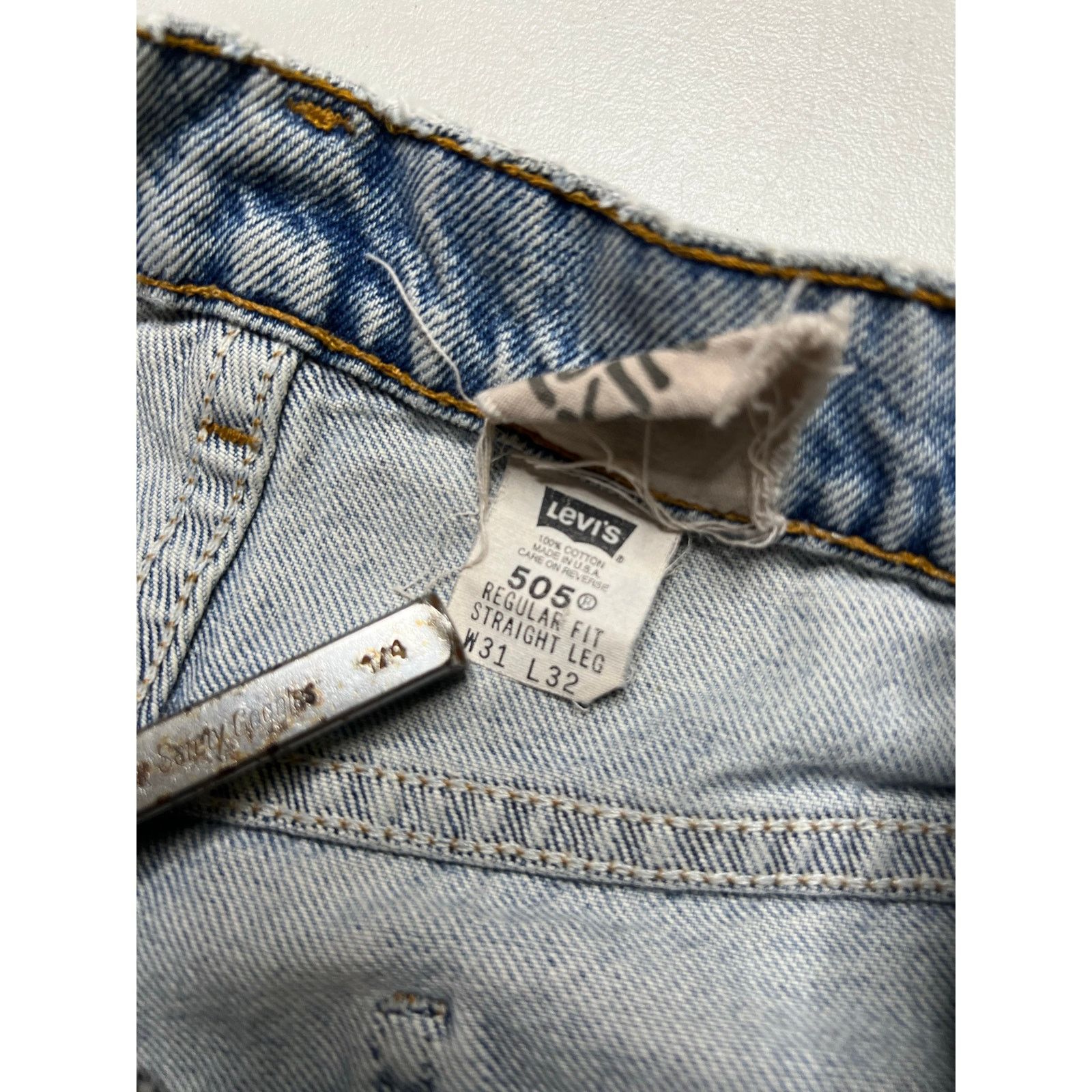 Levi's Vintage 90s Levi’s Women’s Distressed Denim Shorts - 31 Size 31" - 12 Thumbnail
