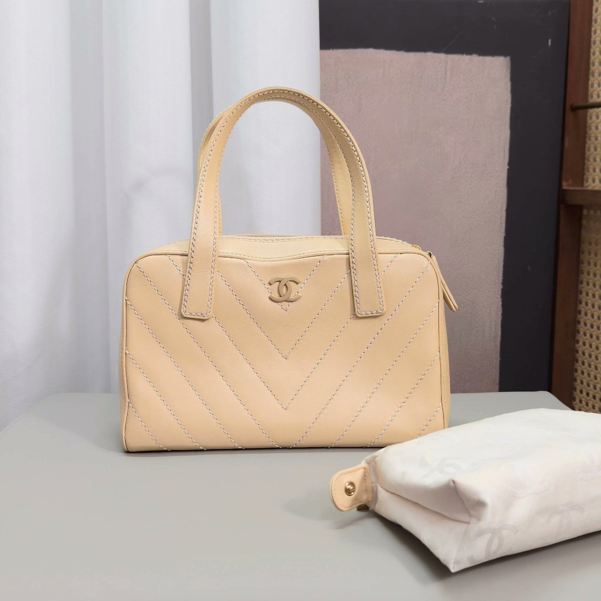 Chanel Pre-loved Bag Very good condition Size ONE SIZE - 1 Thumbnail