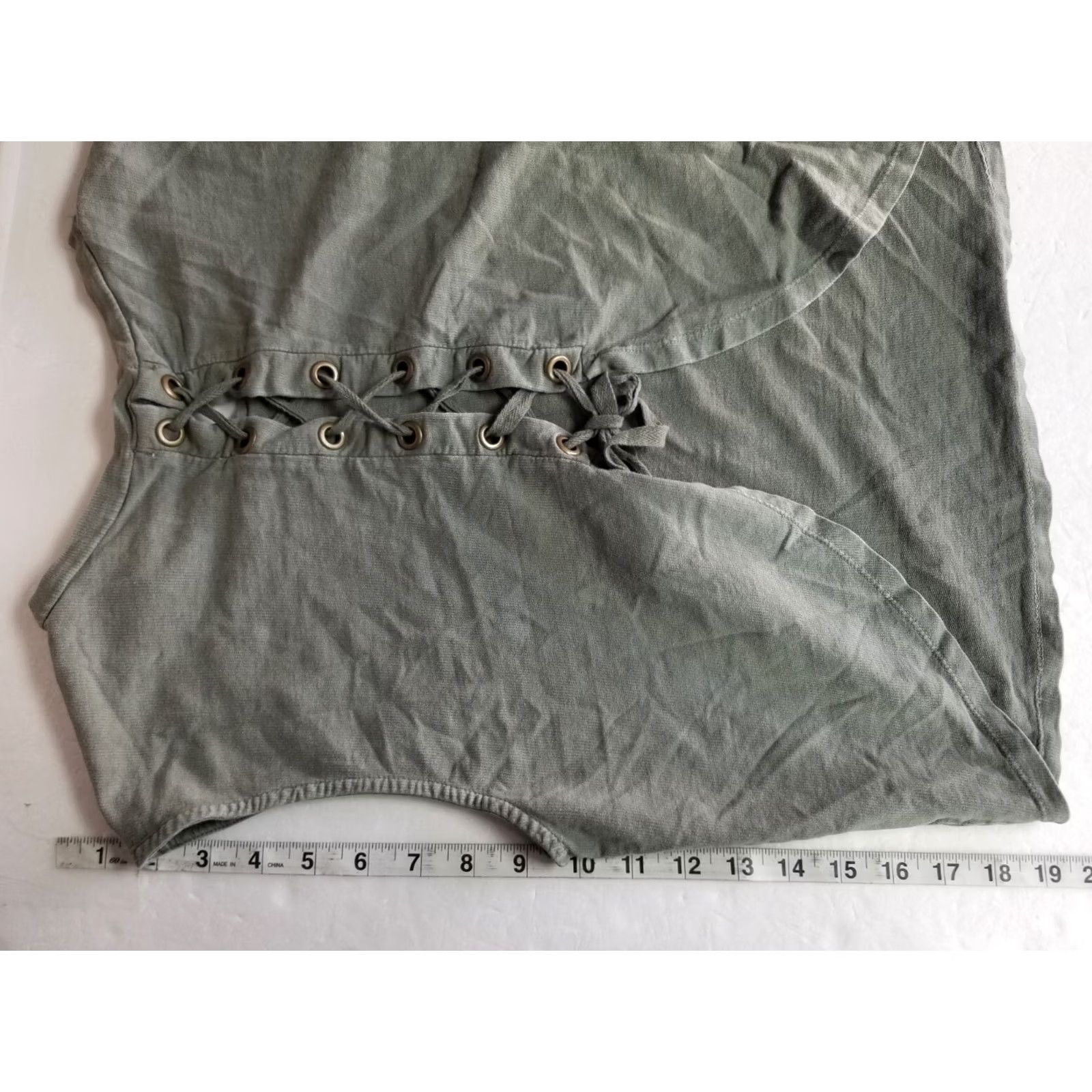 Vintage Rabbit Rose Blouse Sleeveless Green Lace Tie Round Neck Size M Womens Tunic Regular Size M / US 6-8 / IT 42-44 - 5 Thumbnail