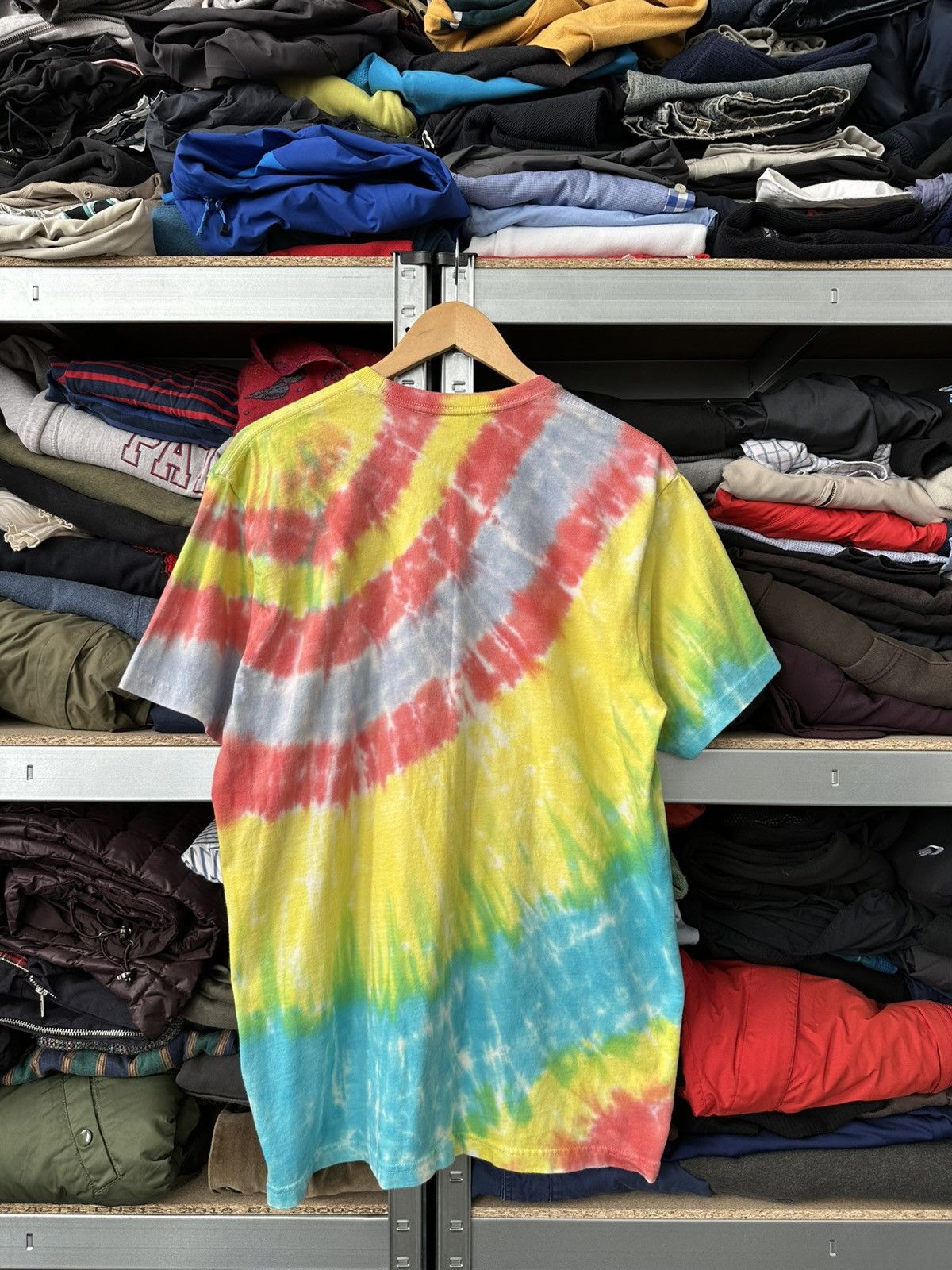 Supreme Supreme T-Shirt Loved By The Children Logo Tie Dye Y2K Tee Size US M / EU 48-50 / 2 - 13 Thumbnail