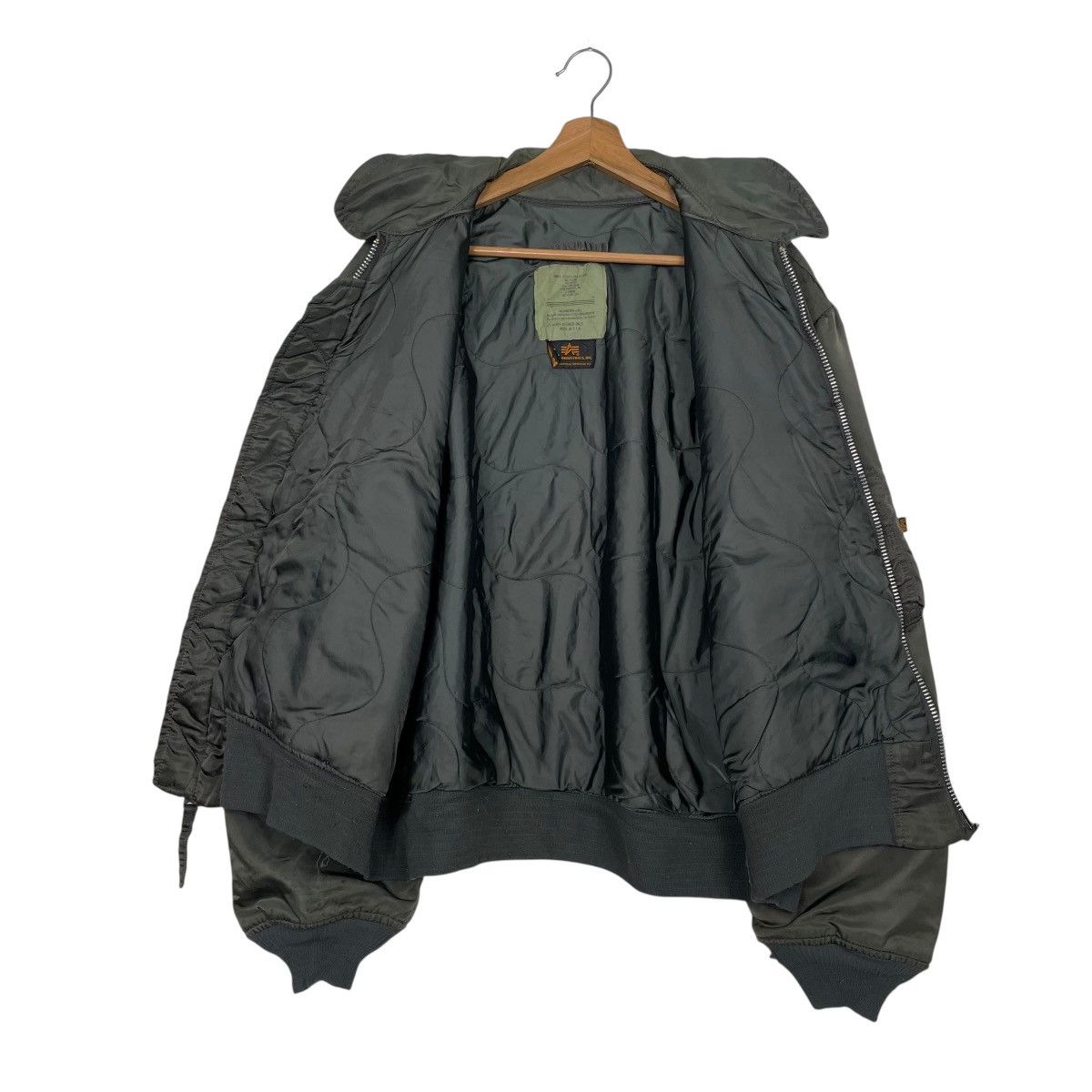 Alpha Industries Vintage Alpha Industries USAF CWU-45 Bomber Jacket Size US XL / EU 56 / 4 - 11 Thumbnail