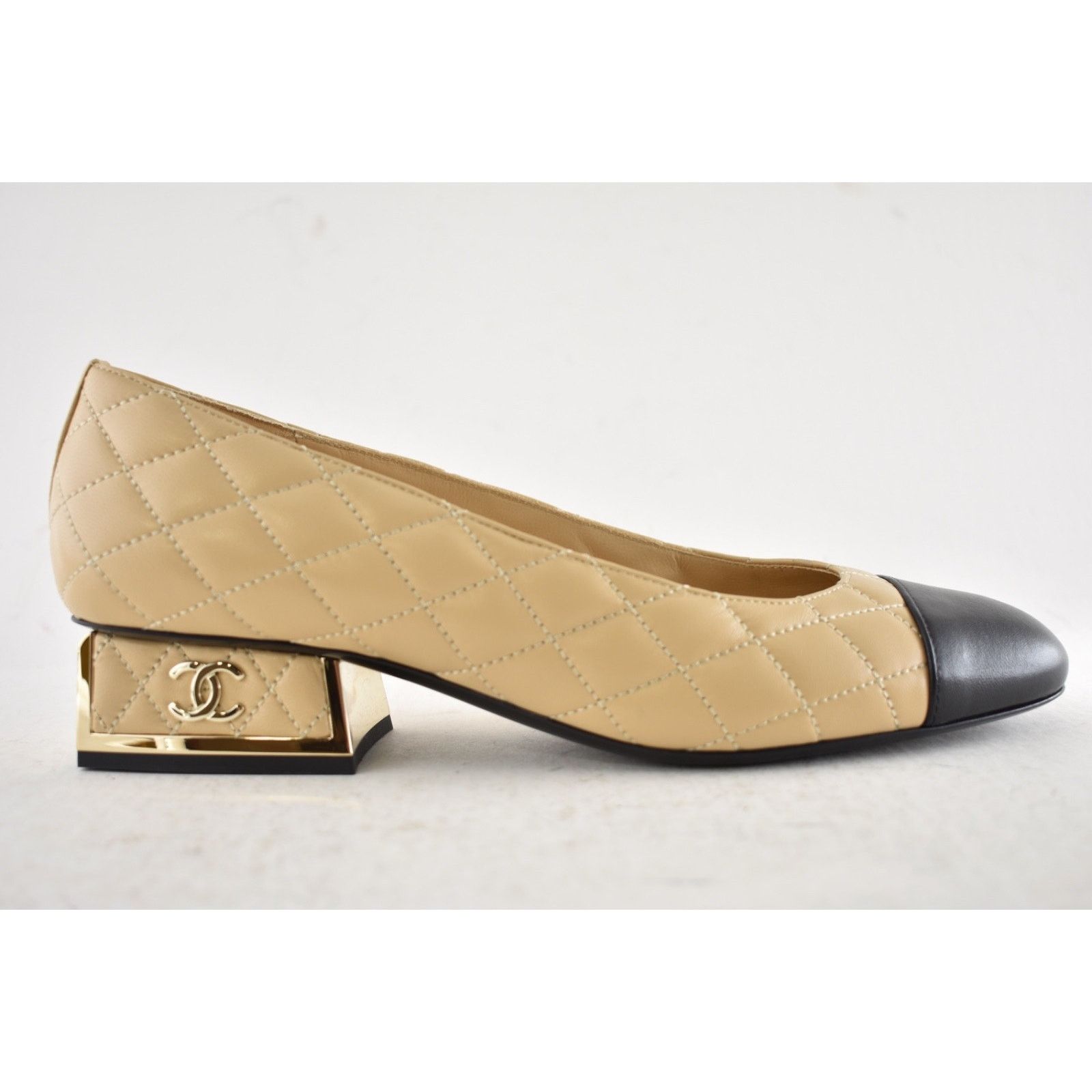 Chanel Chanel 24B Beige Lambskin Quilted CC Block Heel Pumps 37.5 Size US 7.5 / IT 37.5 - 2 Thumbnail